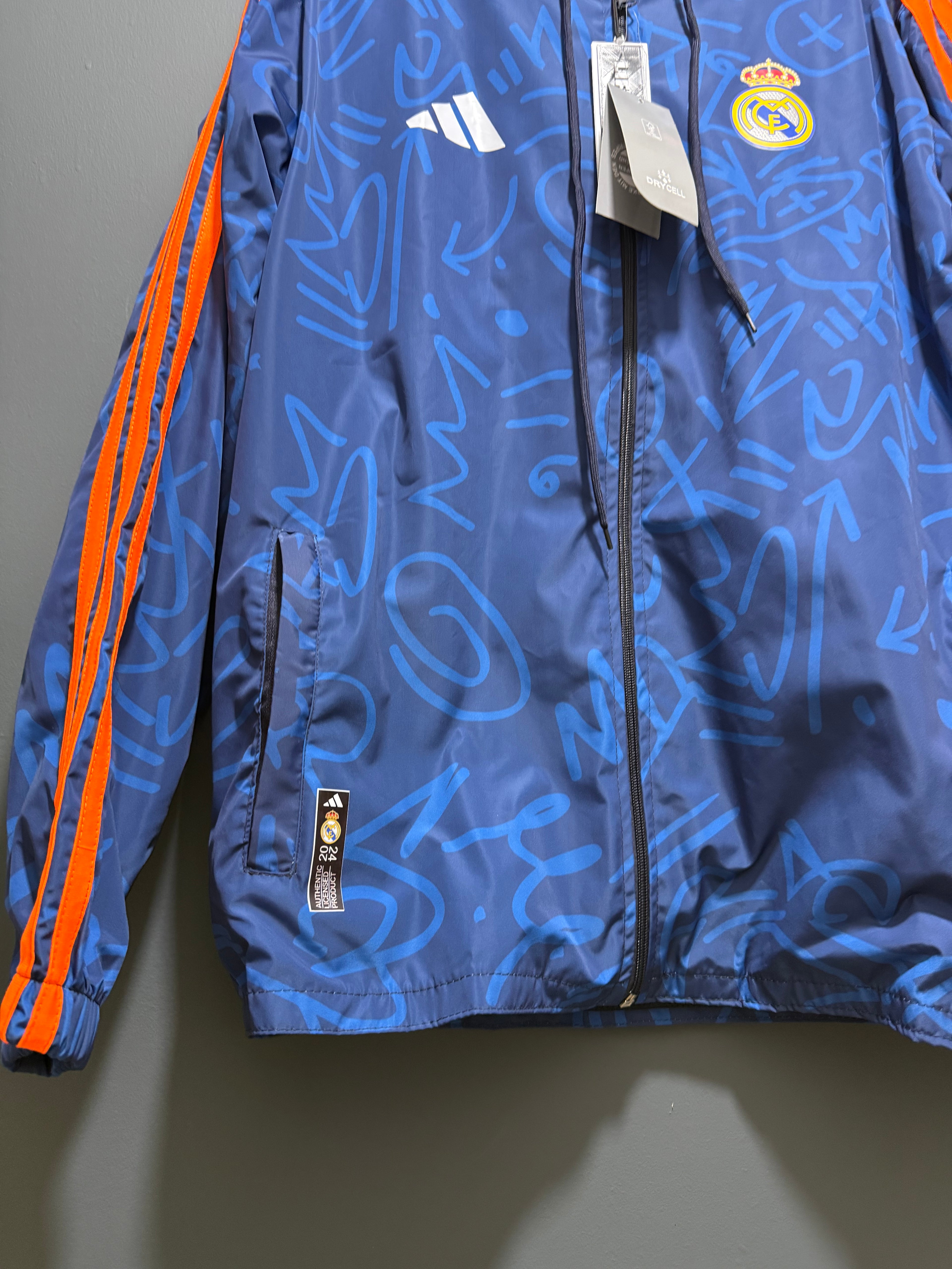 REAL MADRID | CHOMPA IMPERMEABLE
