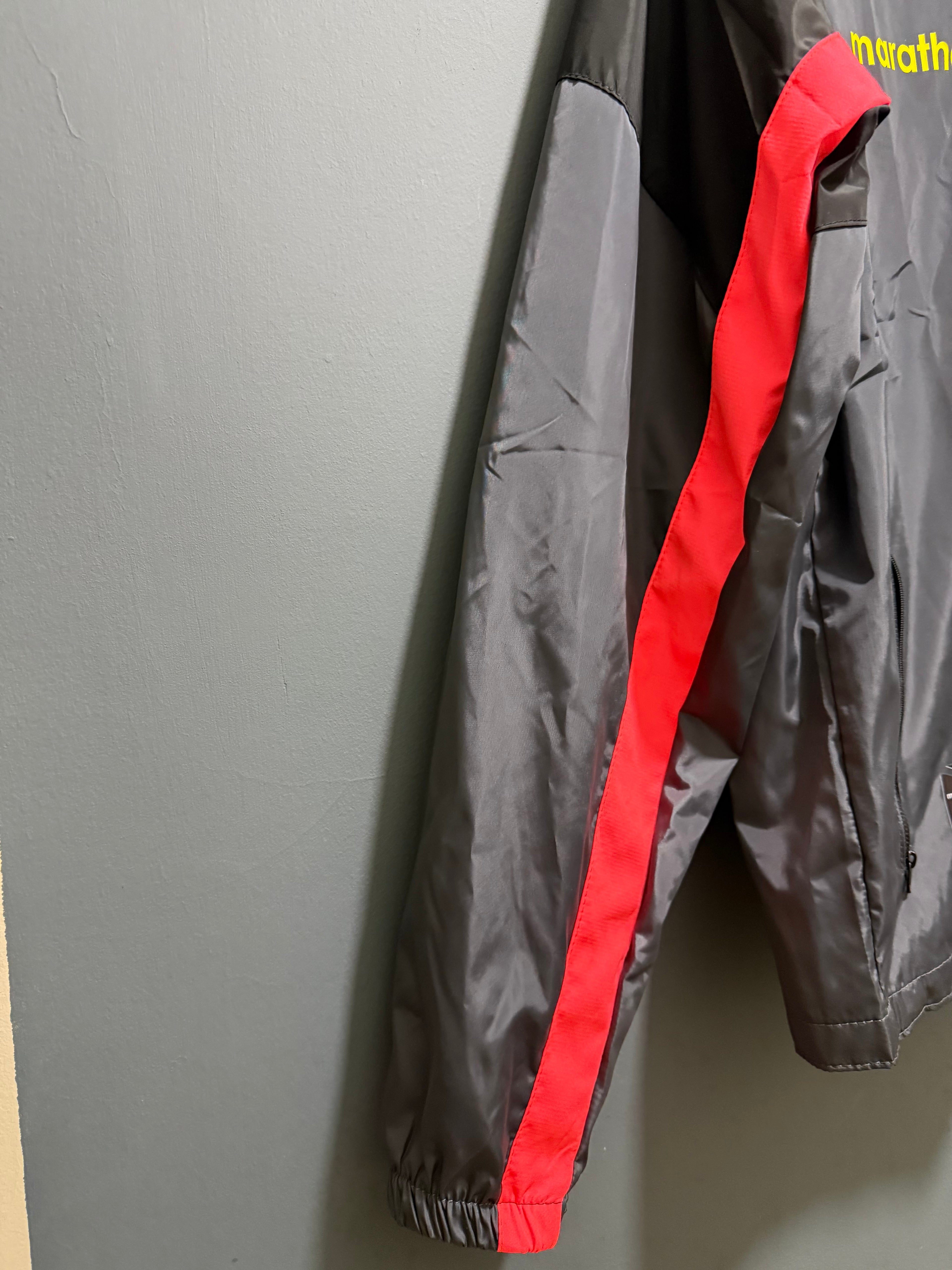 BARCELONA SC 2026 | CHOMPA IMPERMEABLE