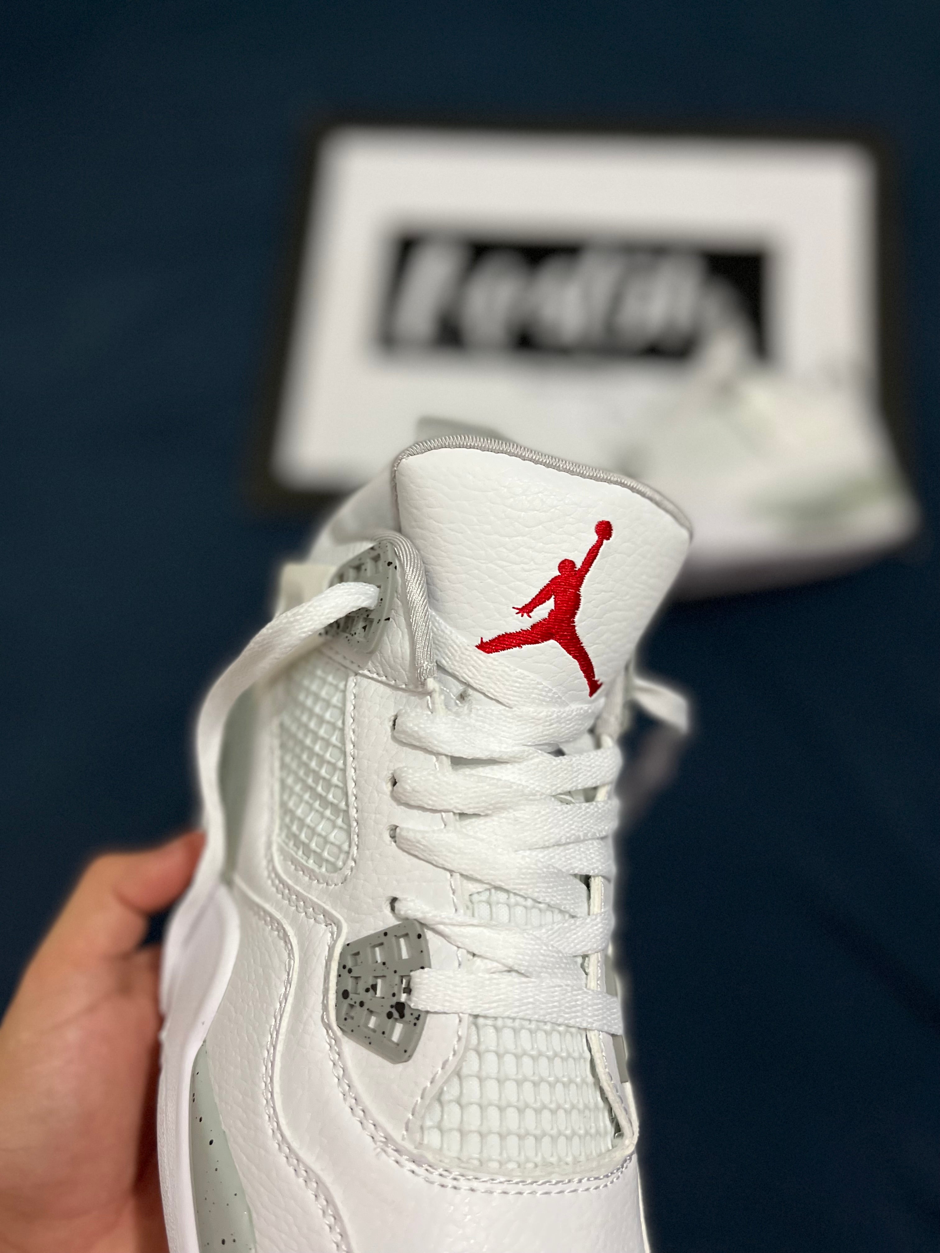 JORDAN 4 | WHITE CEMENT