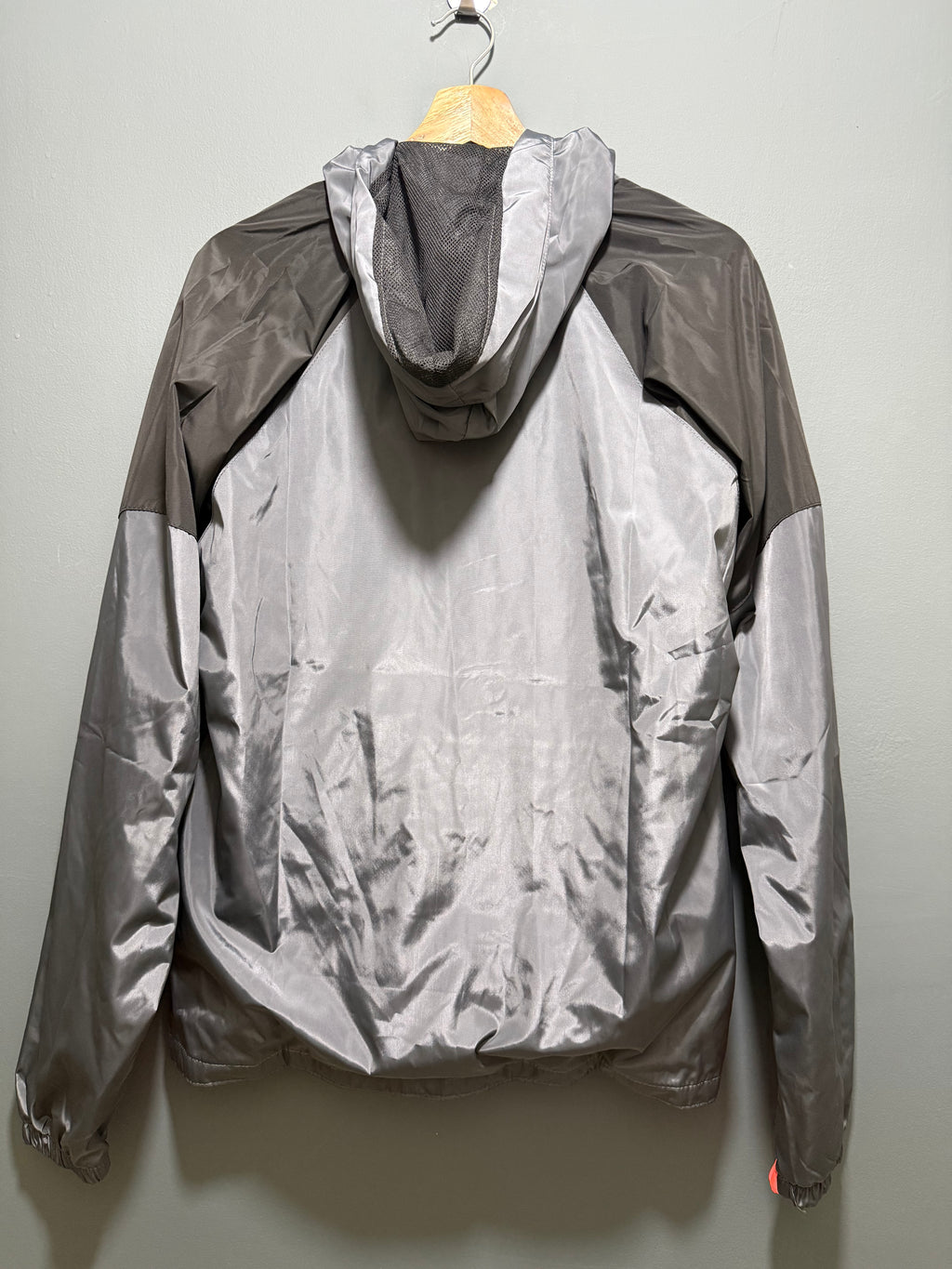 BARCELONA SC 2026 | CHOMPA IMPERMEABLE