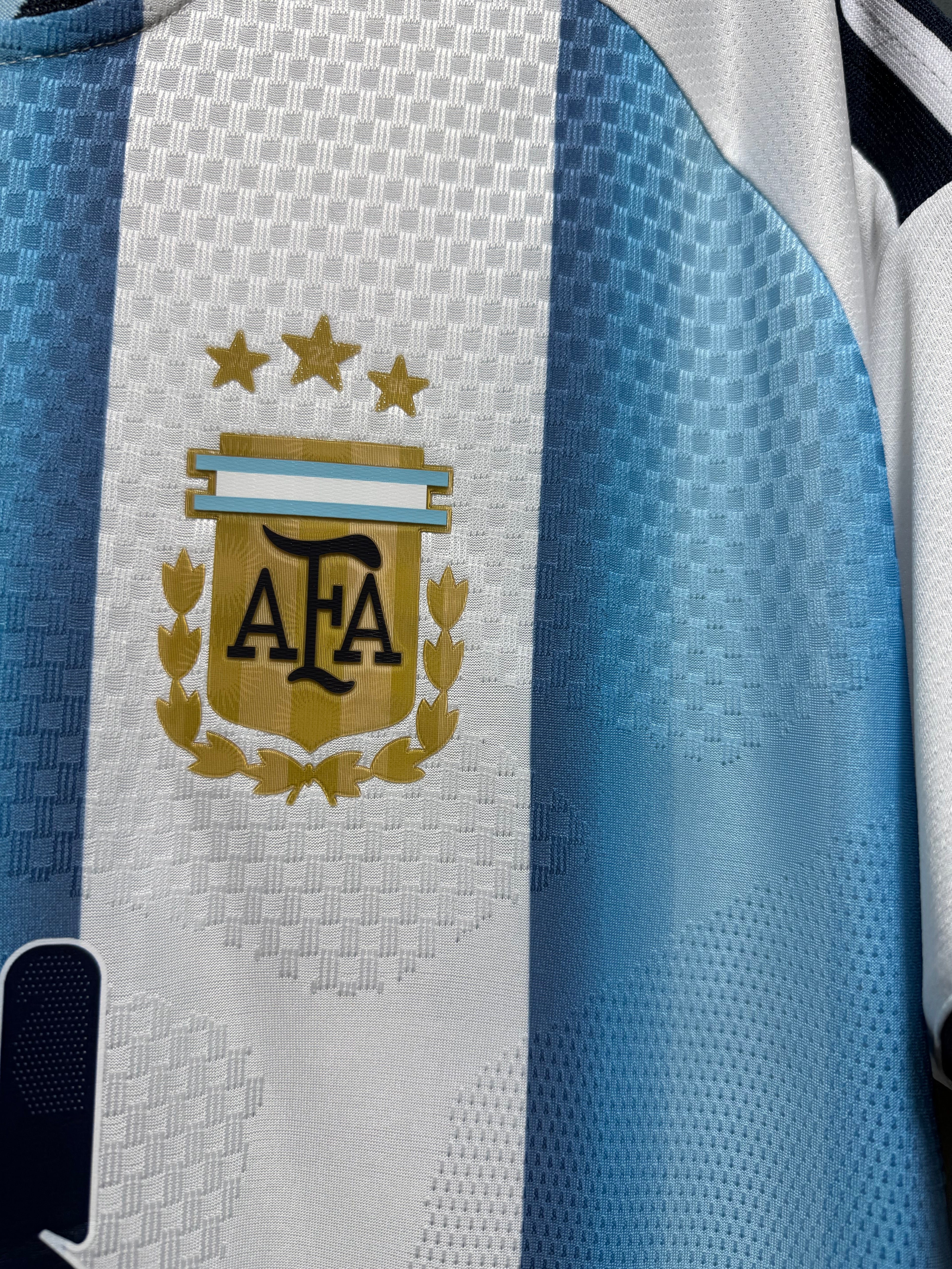 ARGENTINA IMPORTADA | 24 ENZO F.