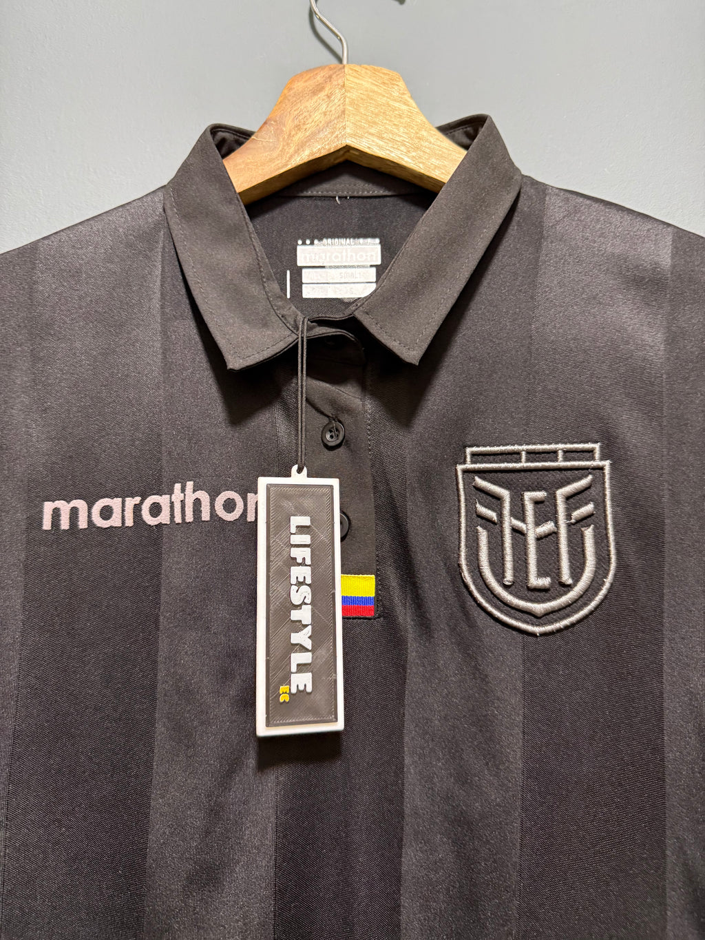 ECUADOR 2026 DAMA NEGRA | EDICIÓN ESPECIAL LIMITADA