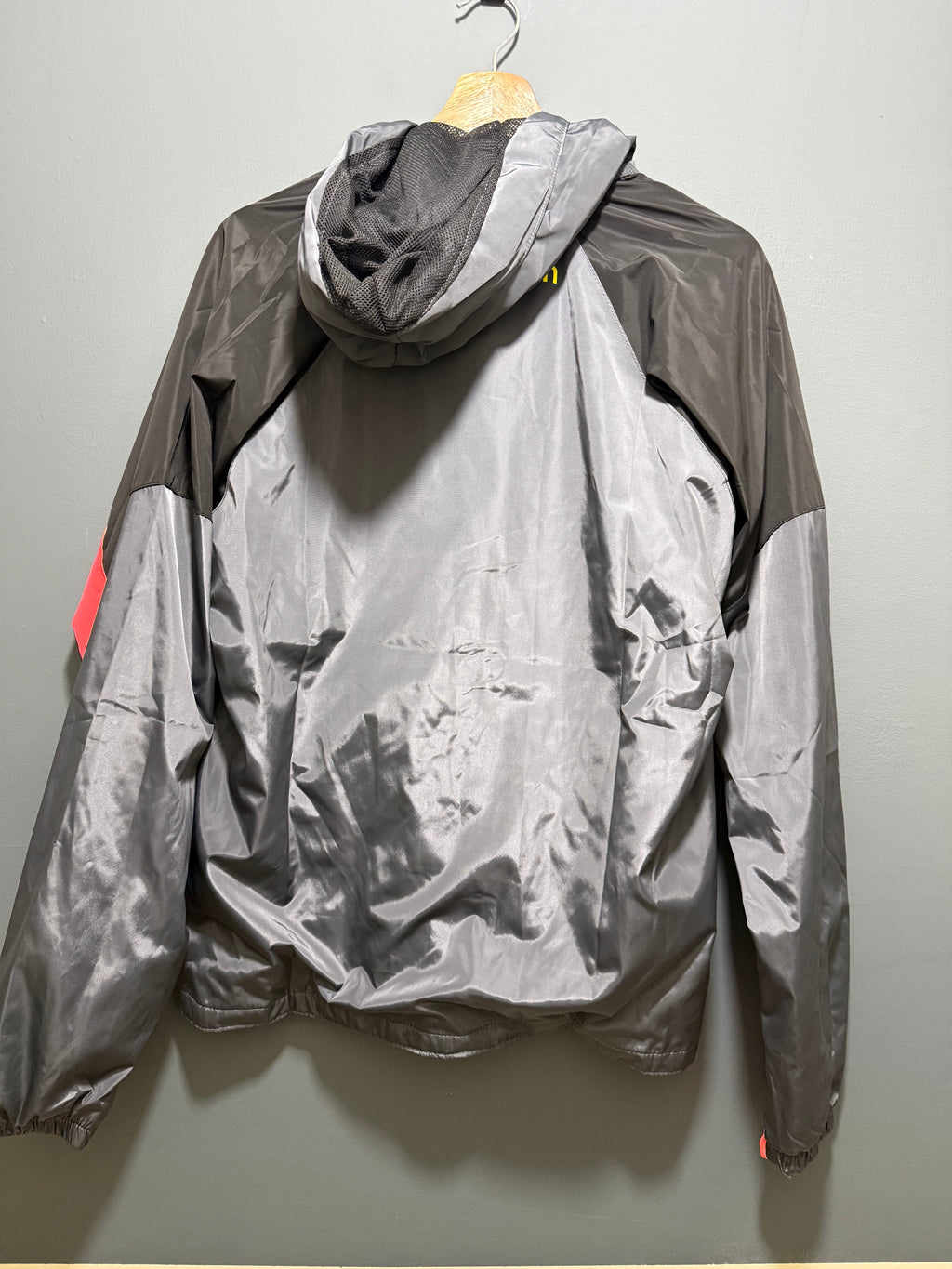 BARCELONA SC 2026 | CHOMPA IMPERMEABLE