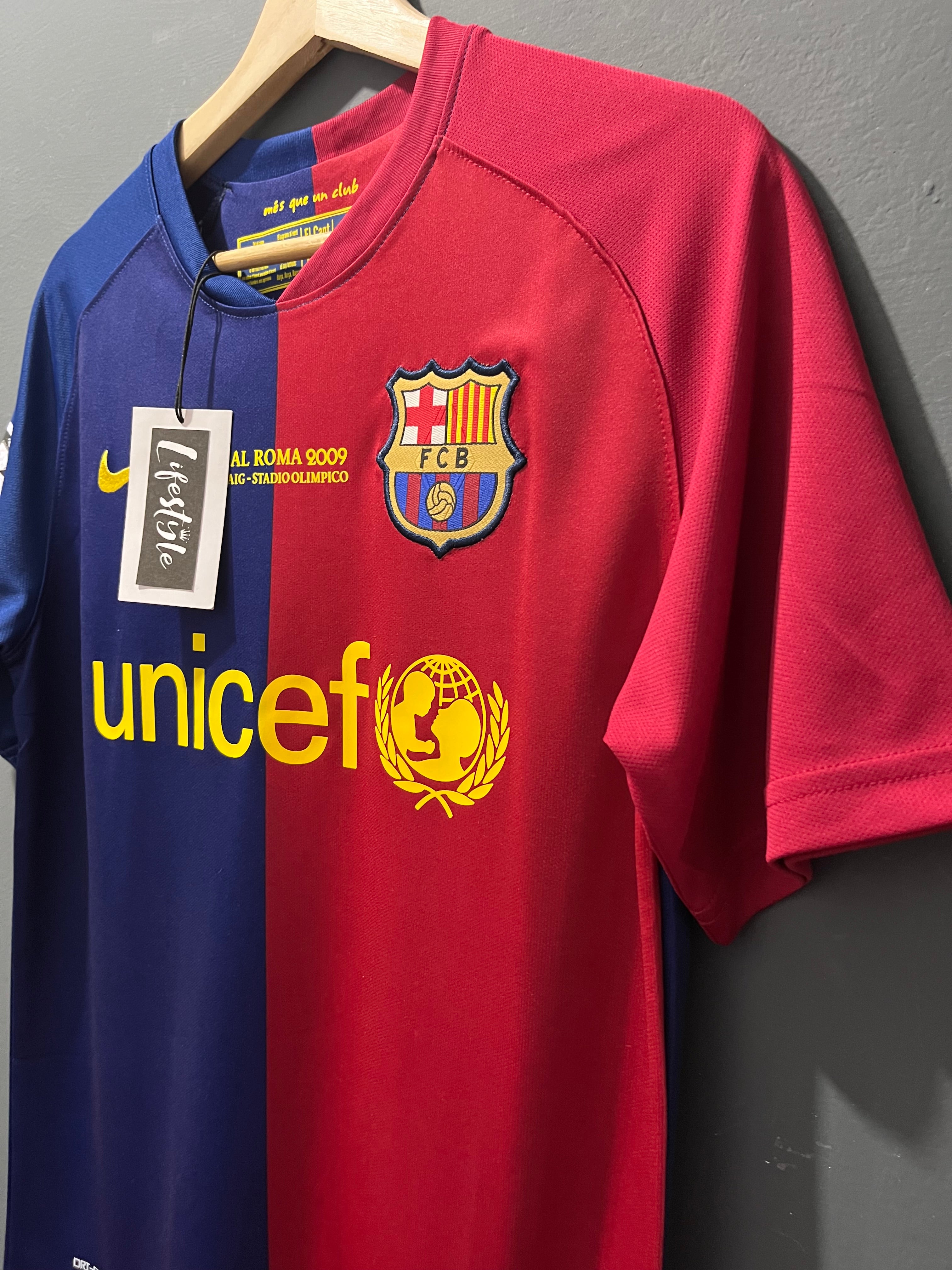 BARCELONA F.C 2009 | RETRO -10 MESSI