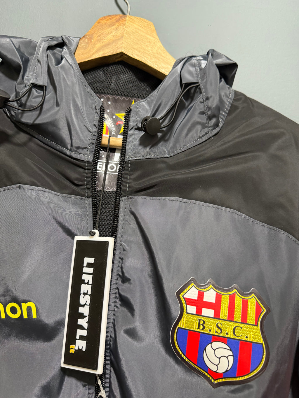 BARCELONA SC 2026 | CHOMPA IMPERMEABLE