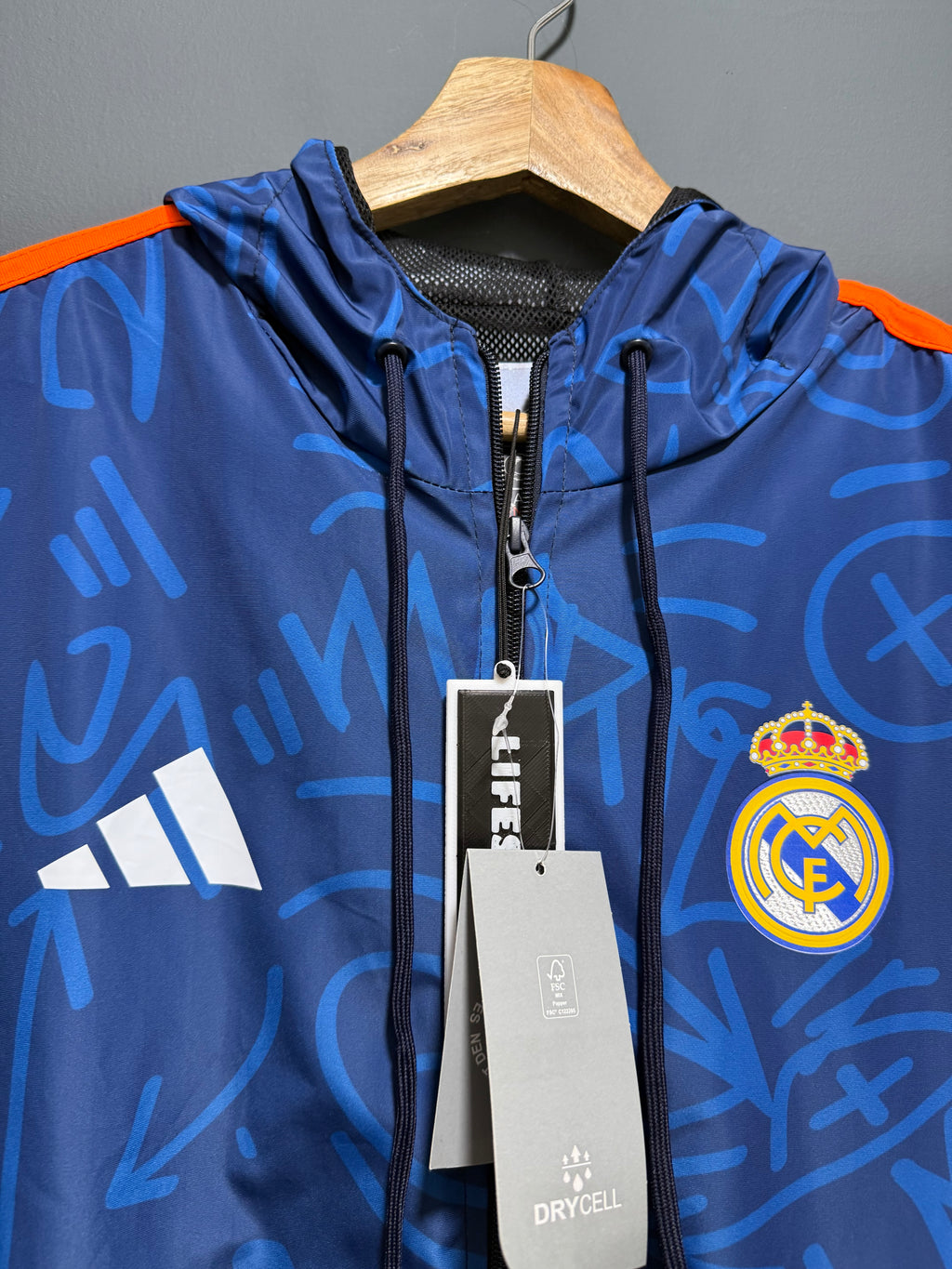 REAL MADRID | CHOMPA IMPERMEABLE