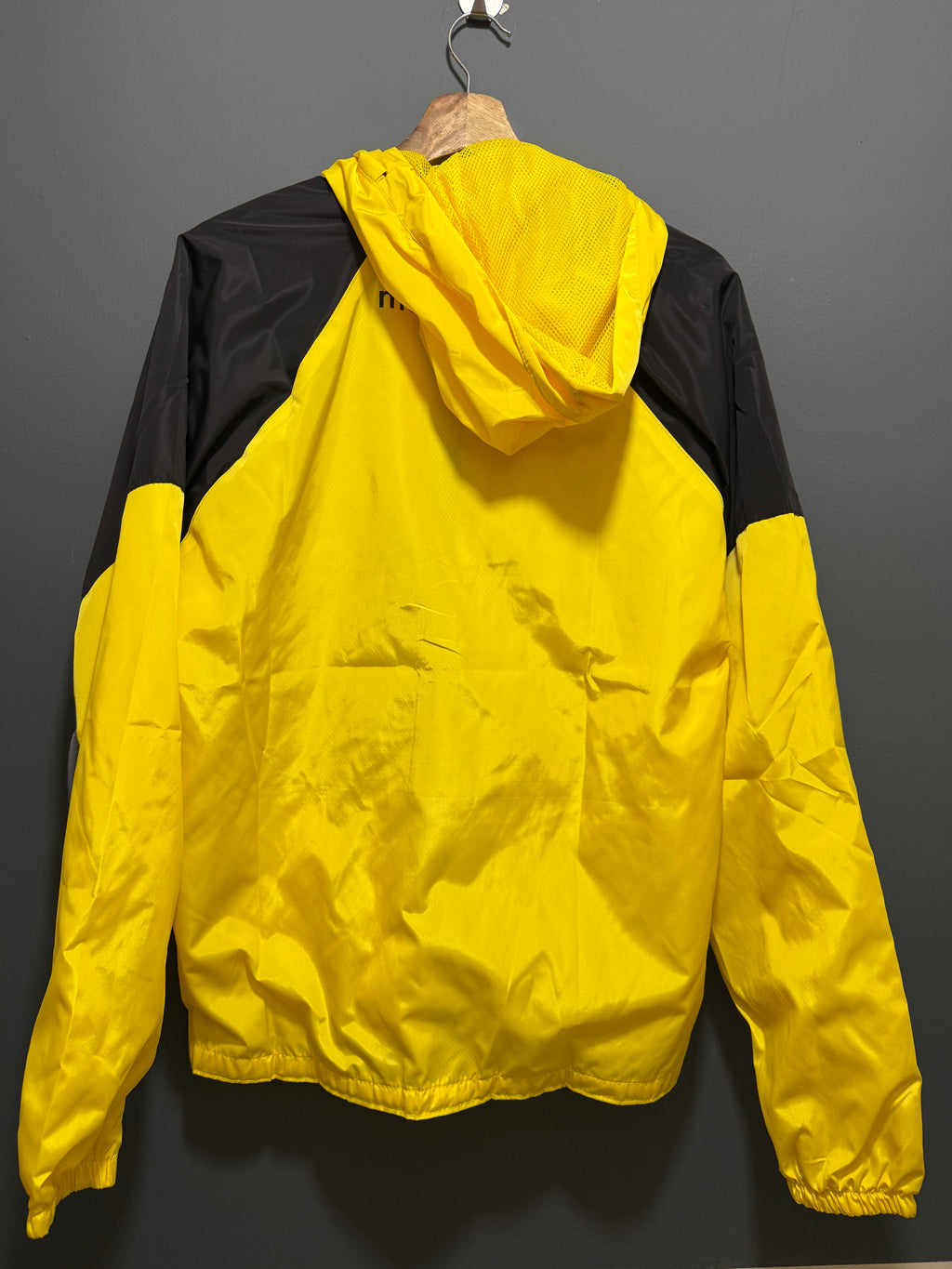 BARCELONA SC | IMPERMEABLE