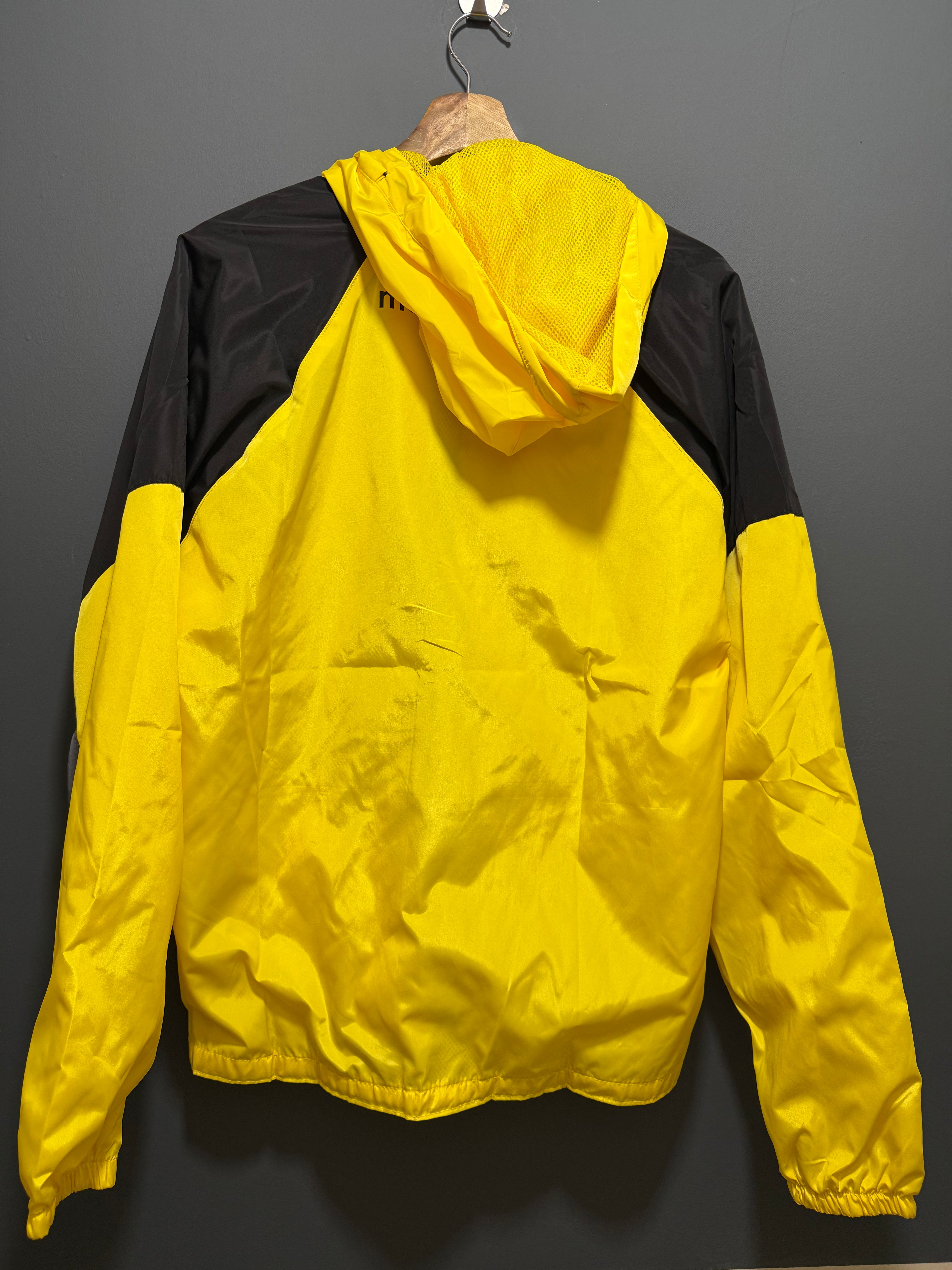BARCELONA SC | IMPERMEABLE