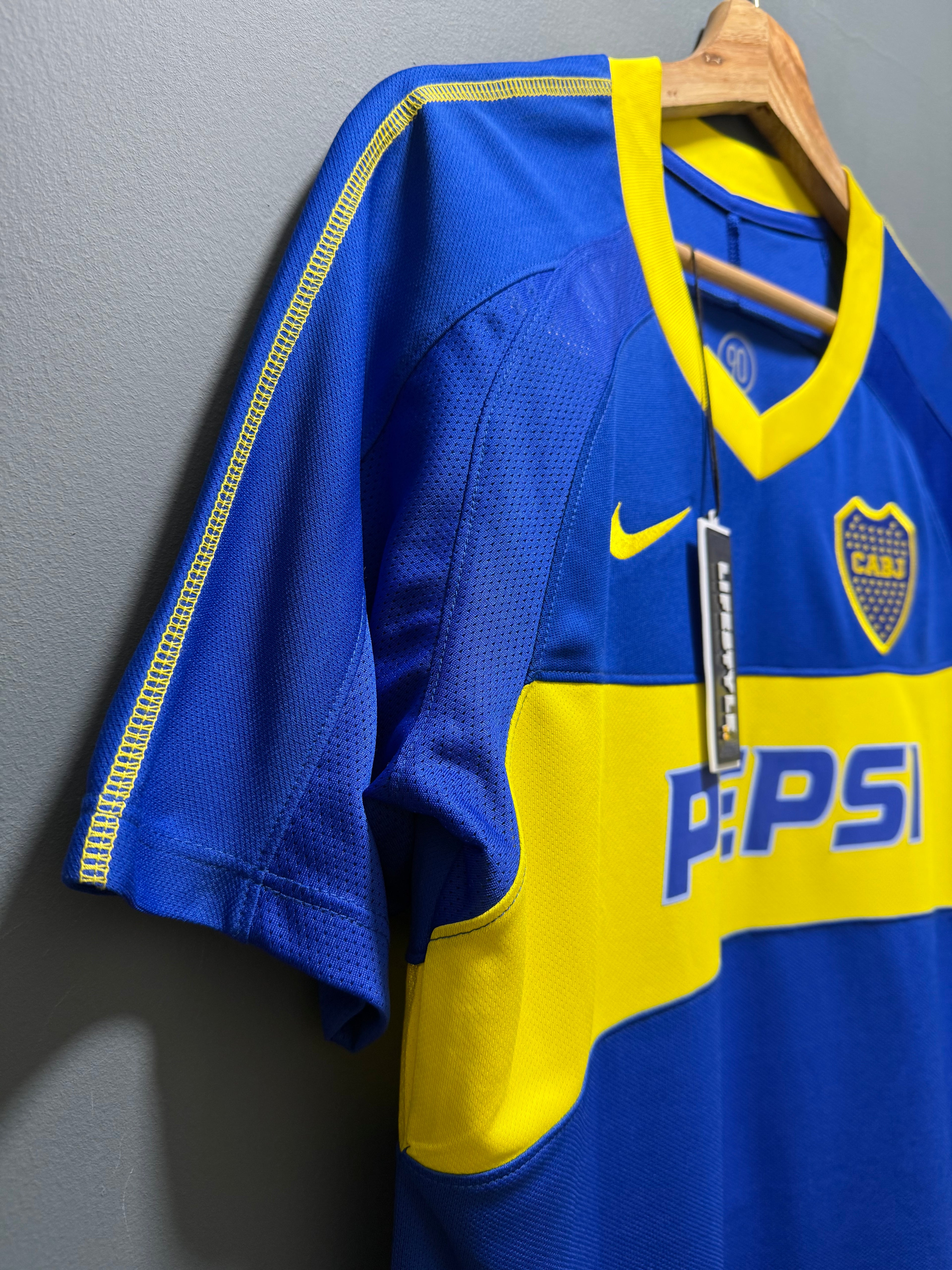 BOCA JRS - 11 CARLOS TÉVEZ