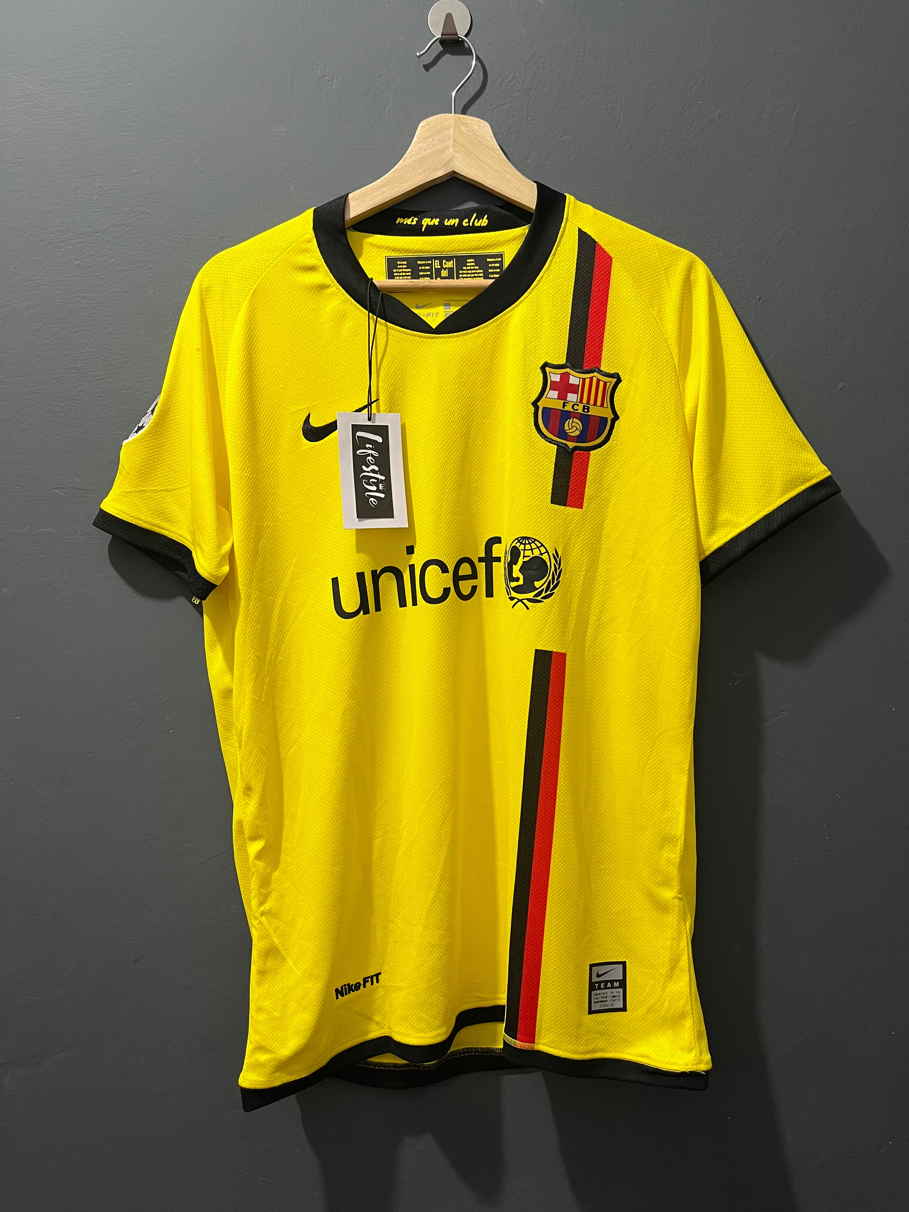 BARCELONA F.C 2010 | RETRO - MESSI
