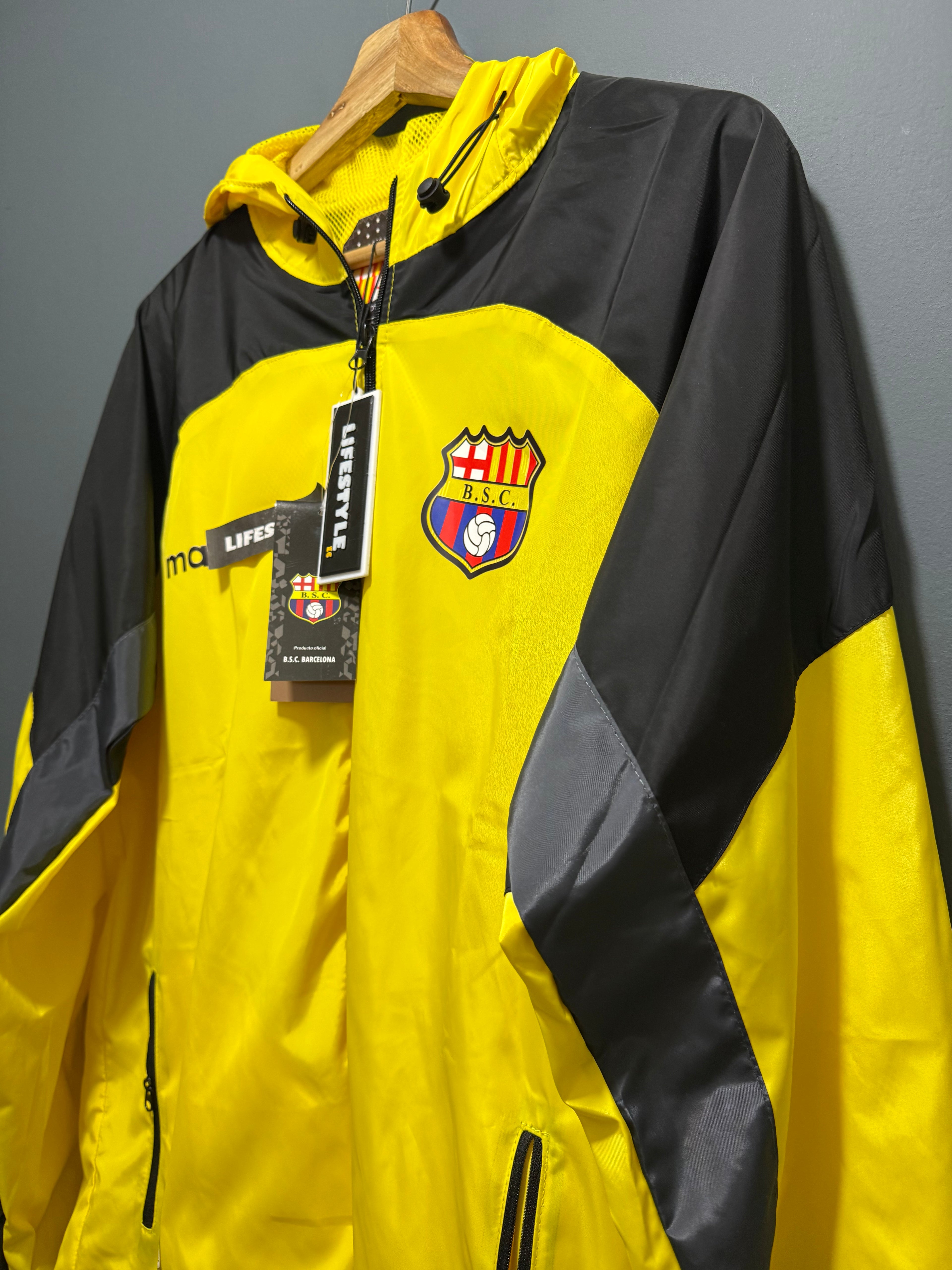 BARCELONA SC | IMPERMEABLE
