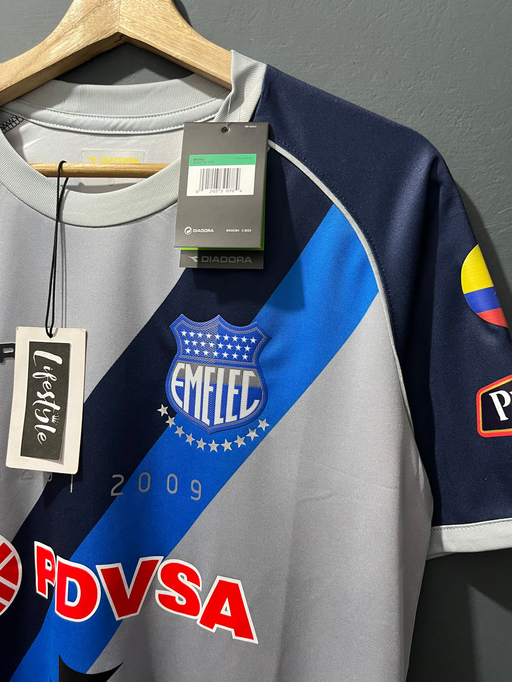 EMELEC 2009 | RETRO