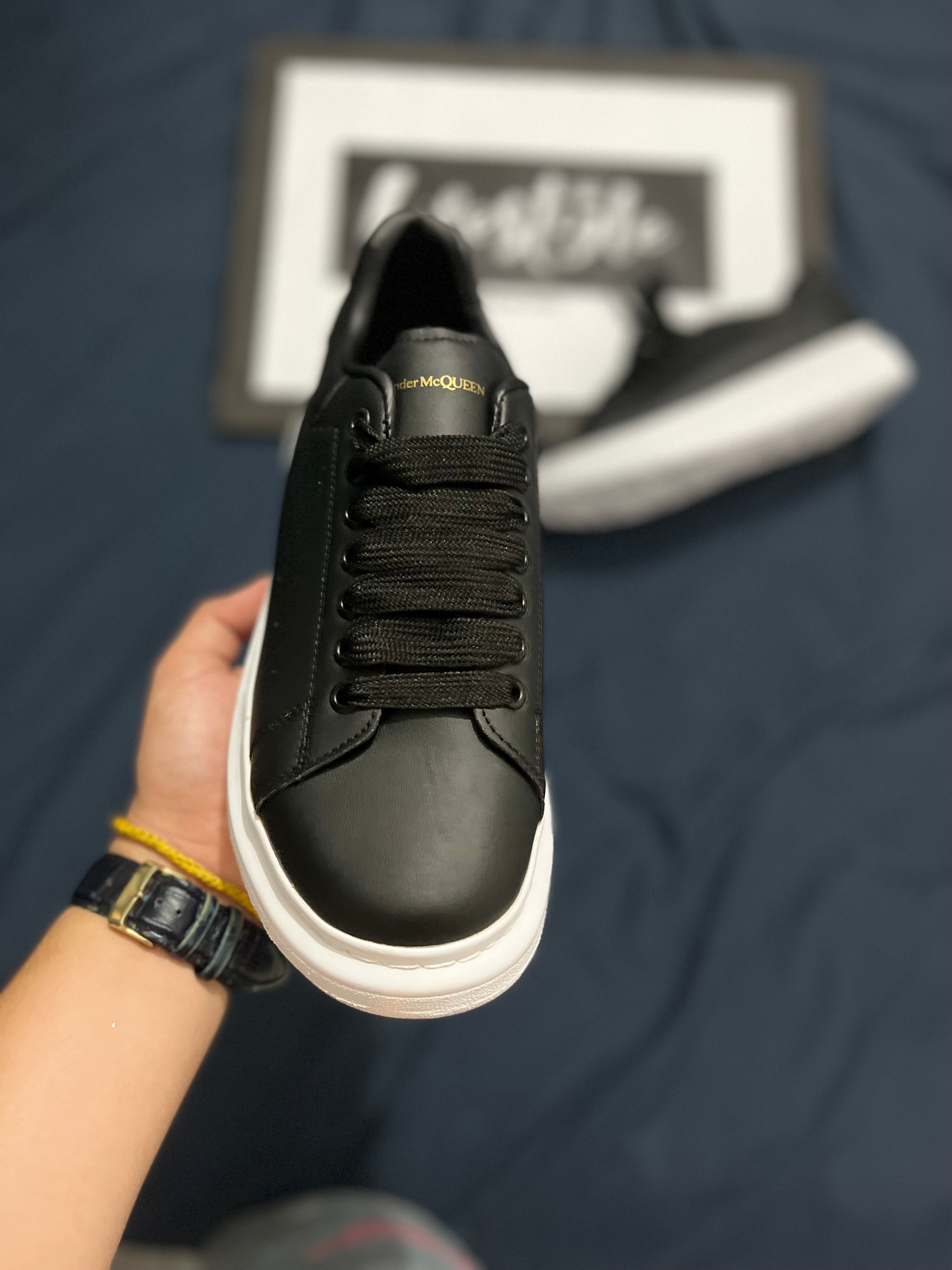 ALEXANDER MCQUEEN
