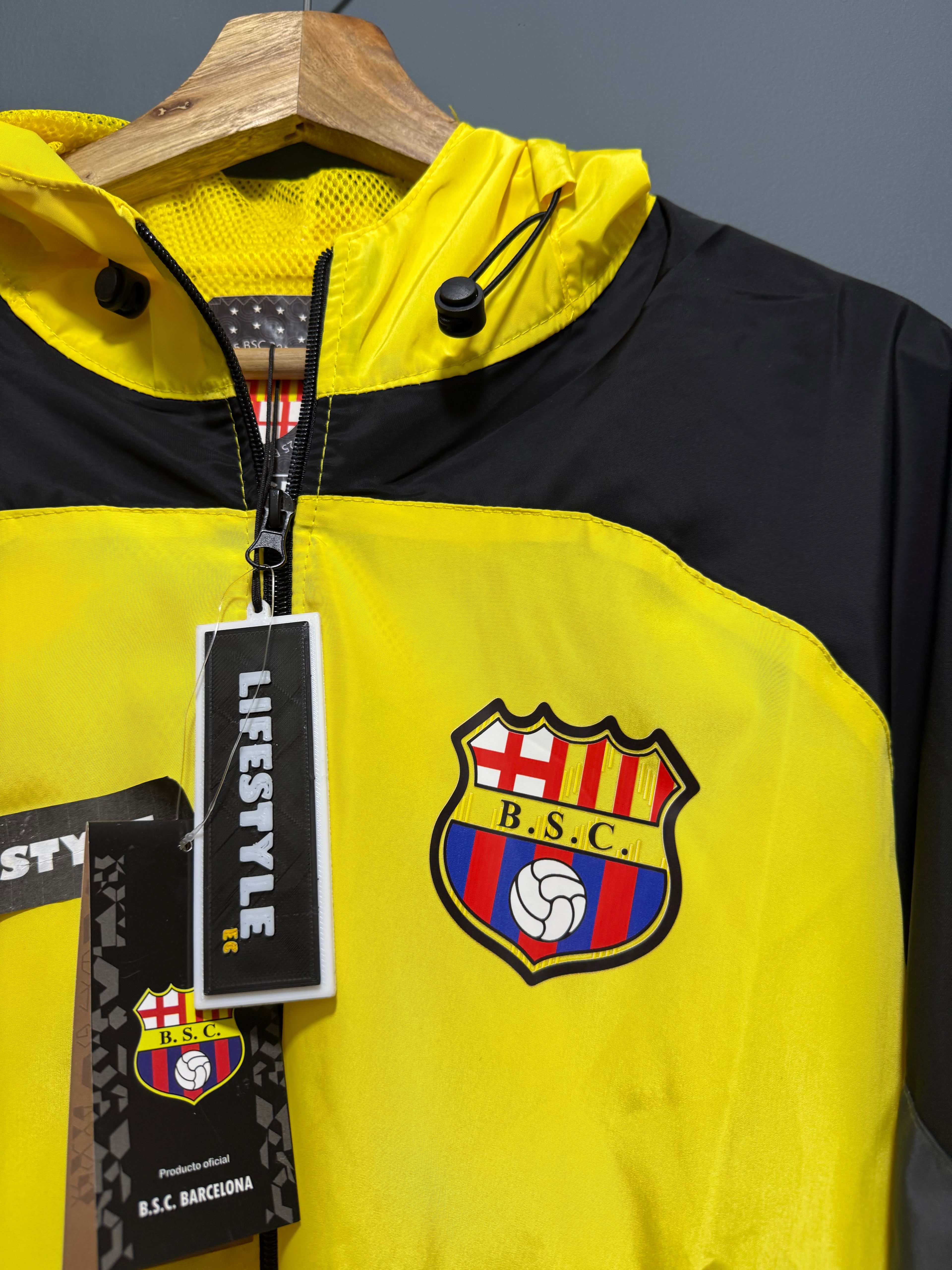 BARCELONA SC | IMPERMEABLE