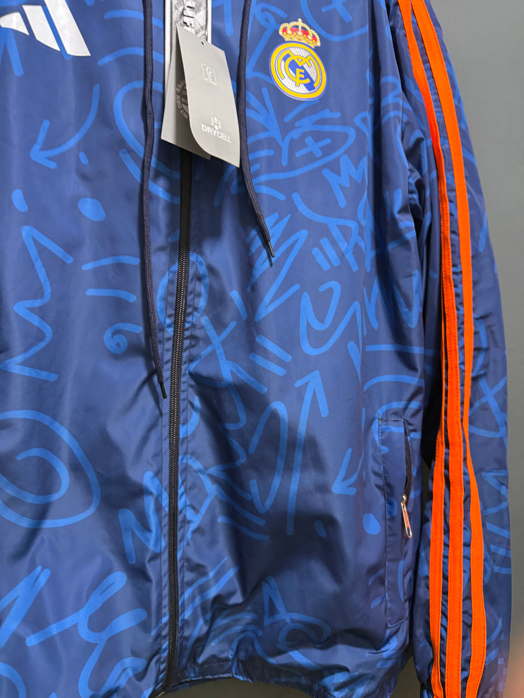 REAL MADRID | CHOMPA IMPERMEABLE