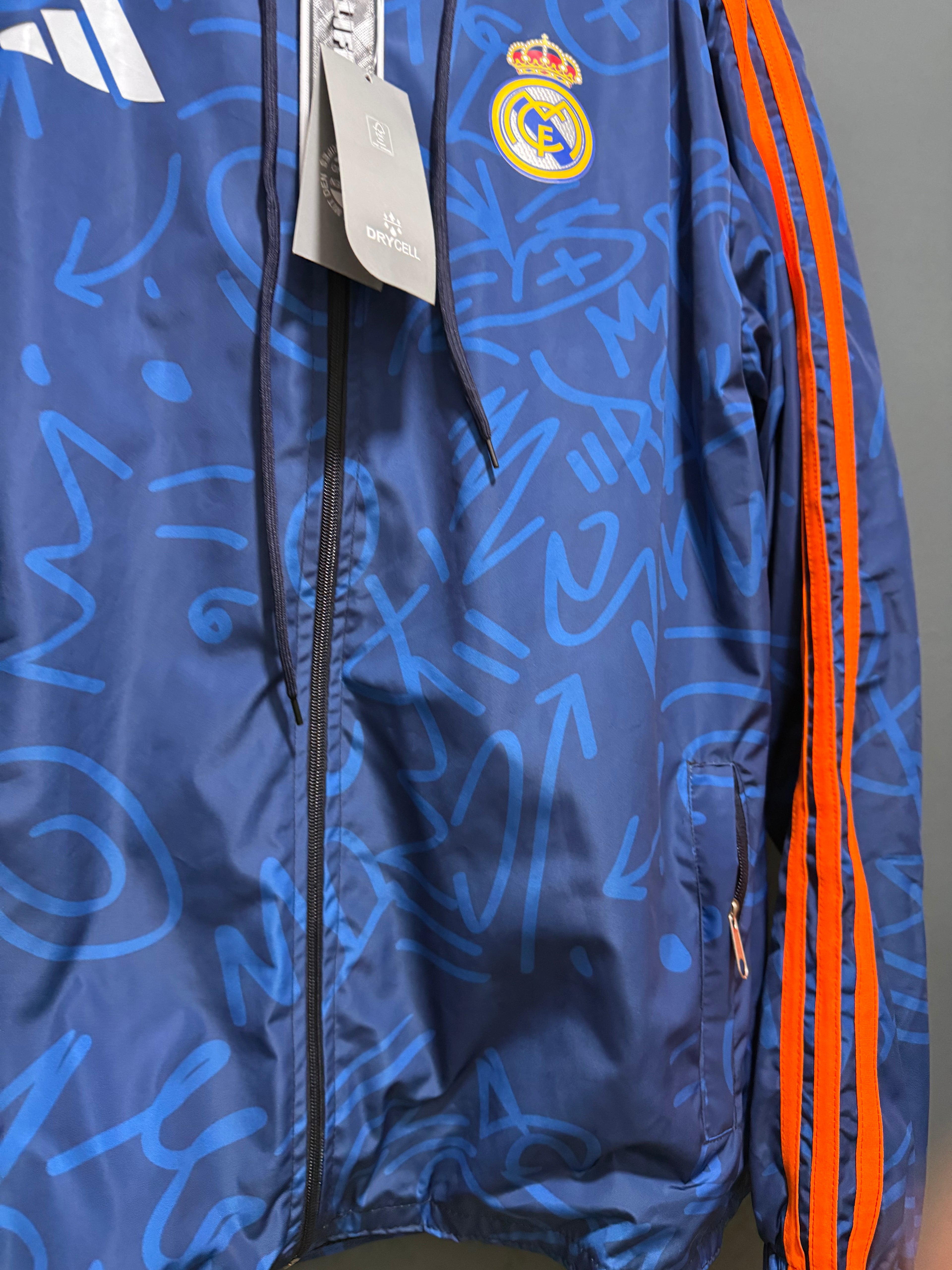 REAL MADRID | CHOMPA IMPERMEABLE