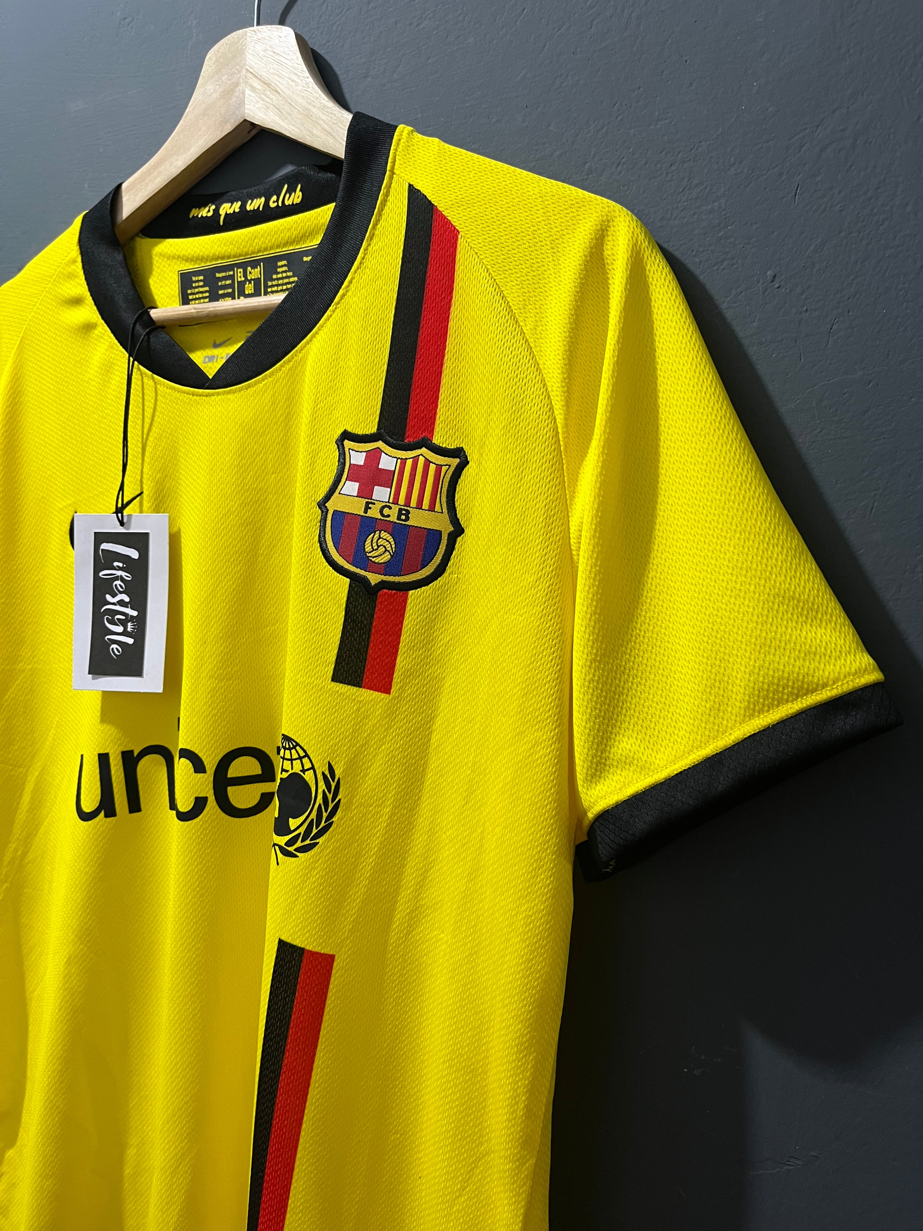 BARCELONA F.C 2010 | RETRO - MESSI