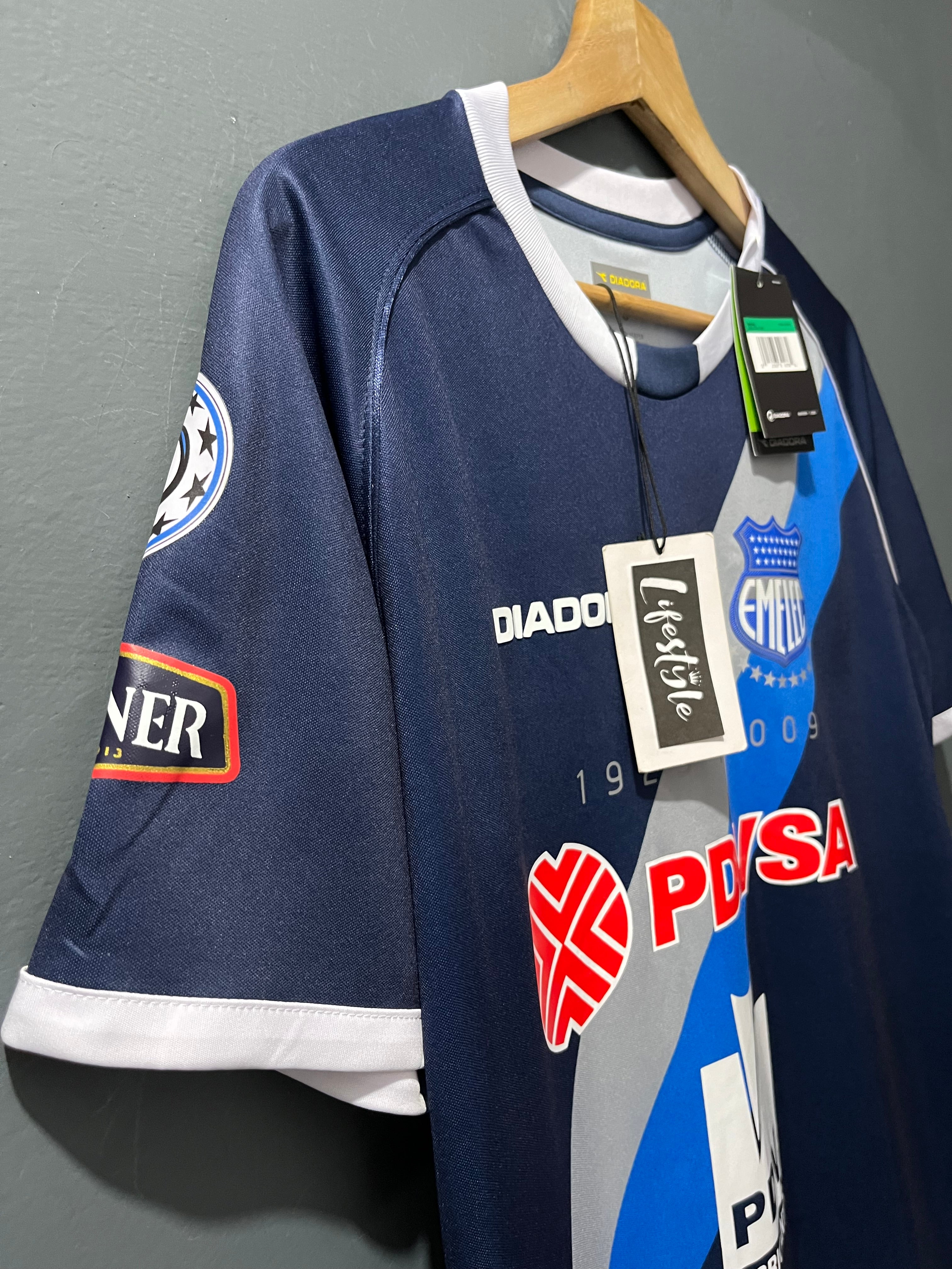 EMELEC 2009 | RETRO