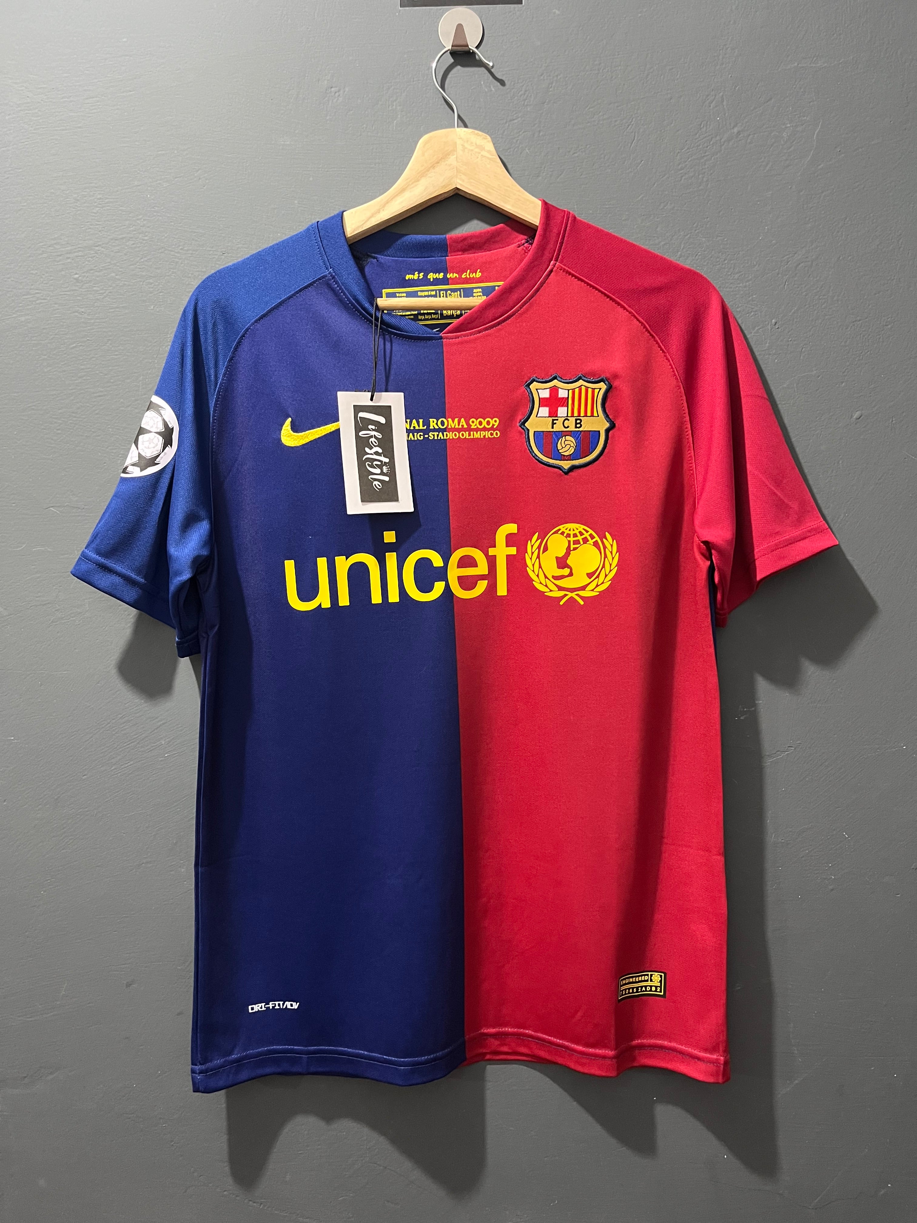 BARCELONA F.C 2009 | RETRO -10 MESSI