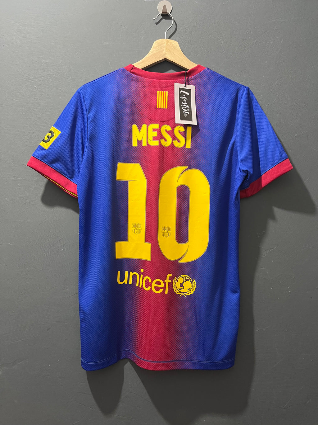 BARCELONA F.C 2011 | RETRO MESSI