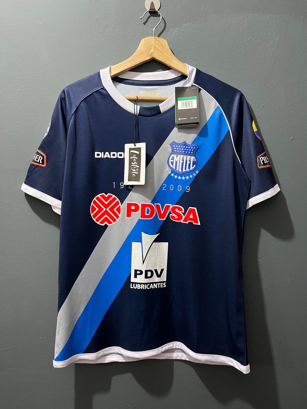 EMELEC 2009 | RETRO
