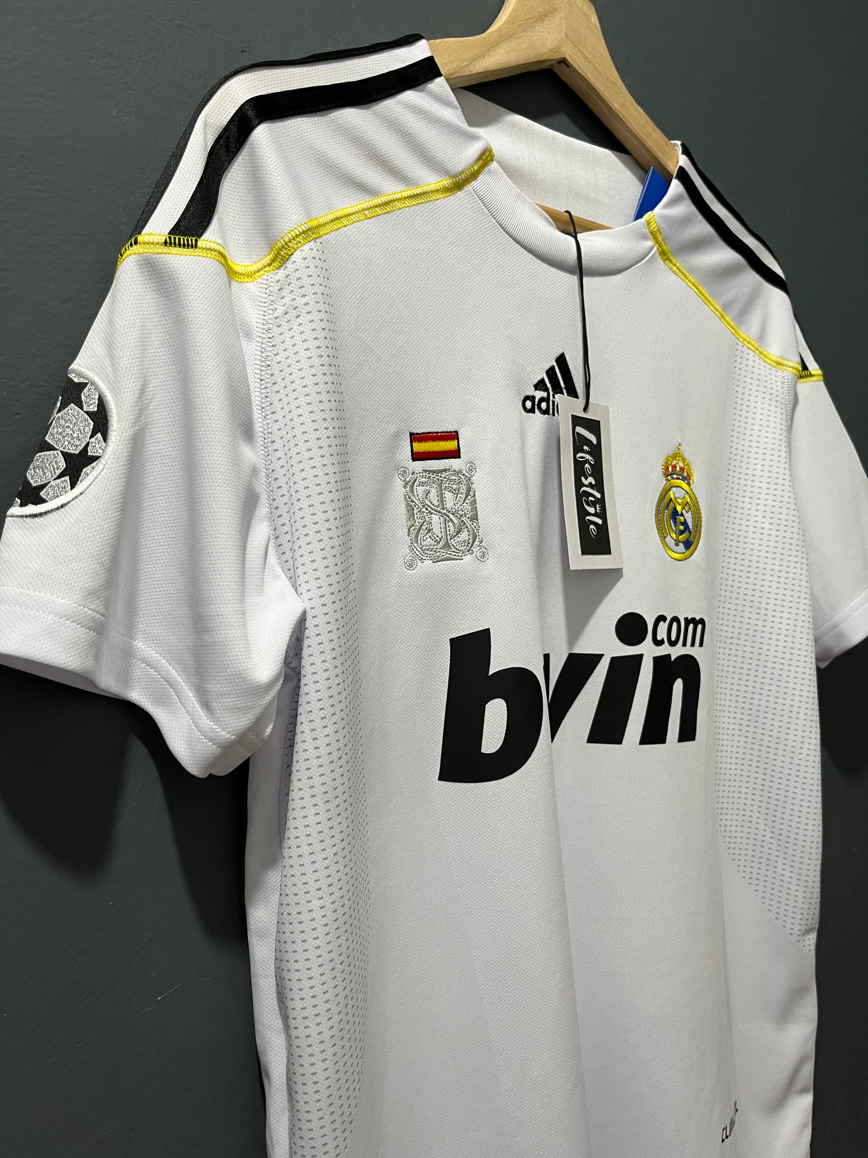 REAL MADRID 2009 | RETRO - CRISTIANO RONALDO