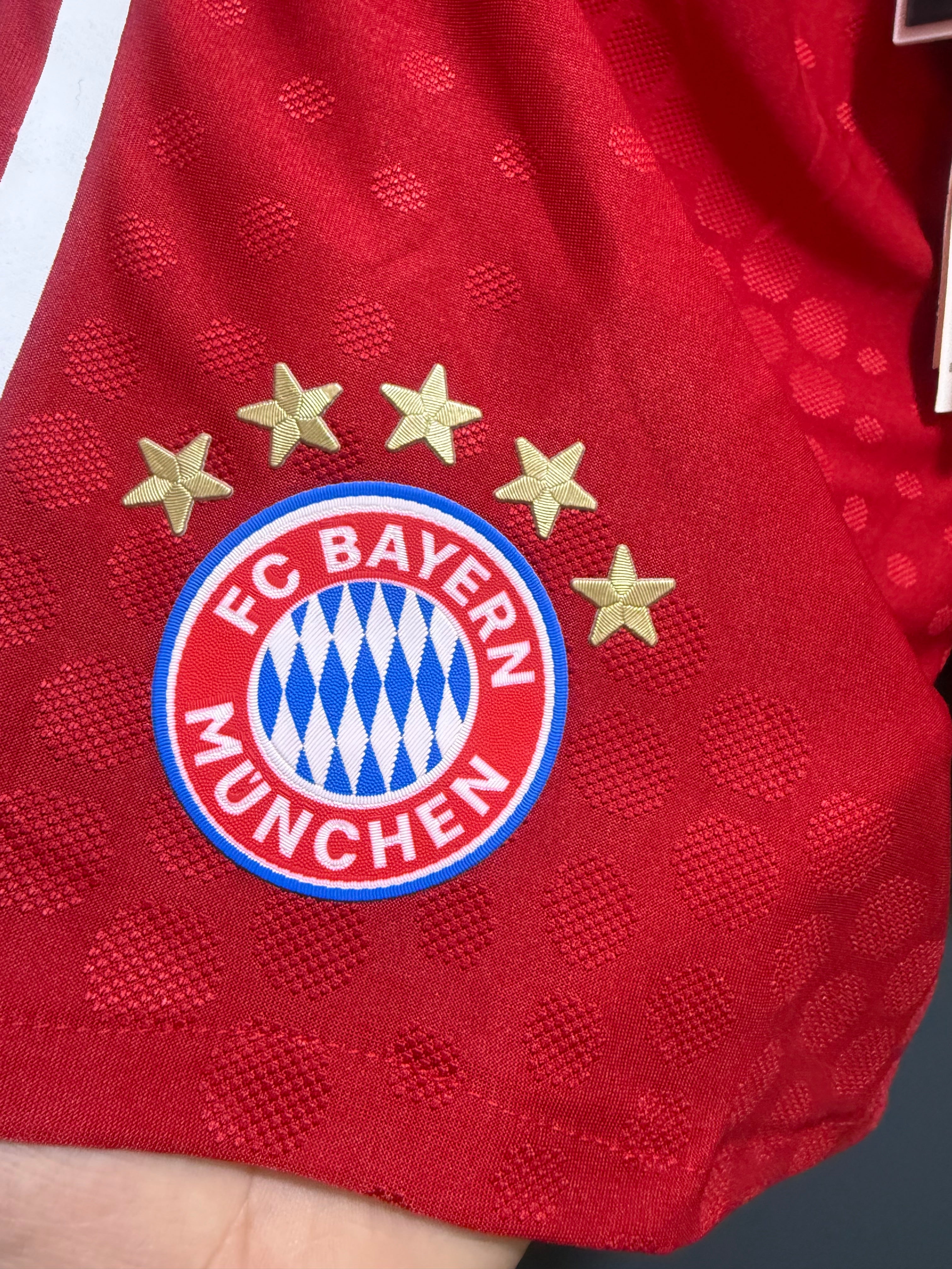 BAYER MÚNICH SHORT PLAYER