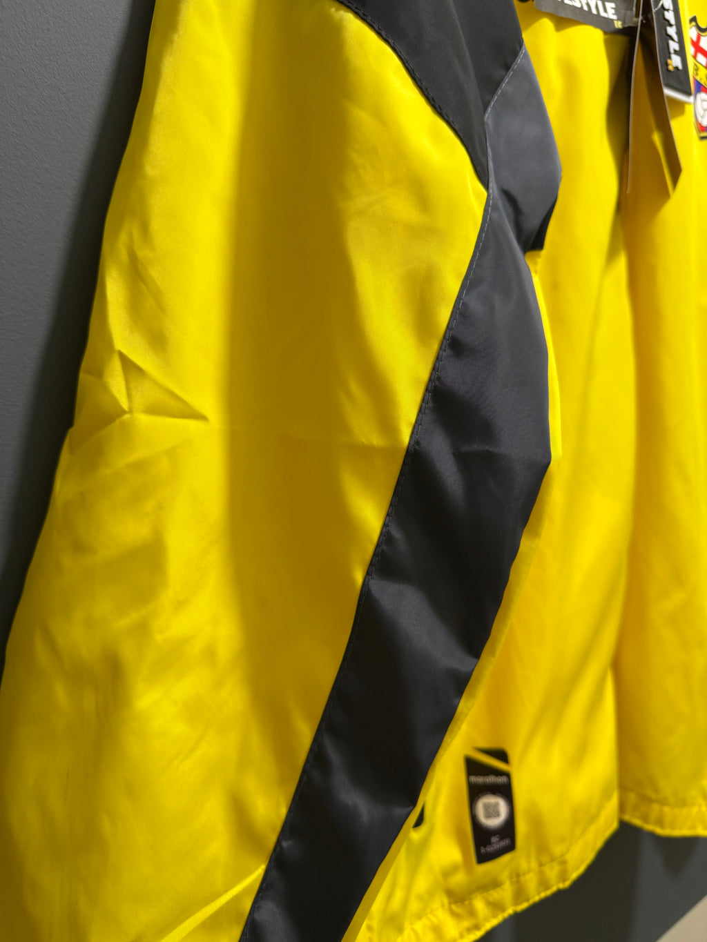 BARCELONA SC | IMPERMEABLE