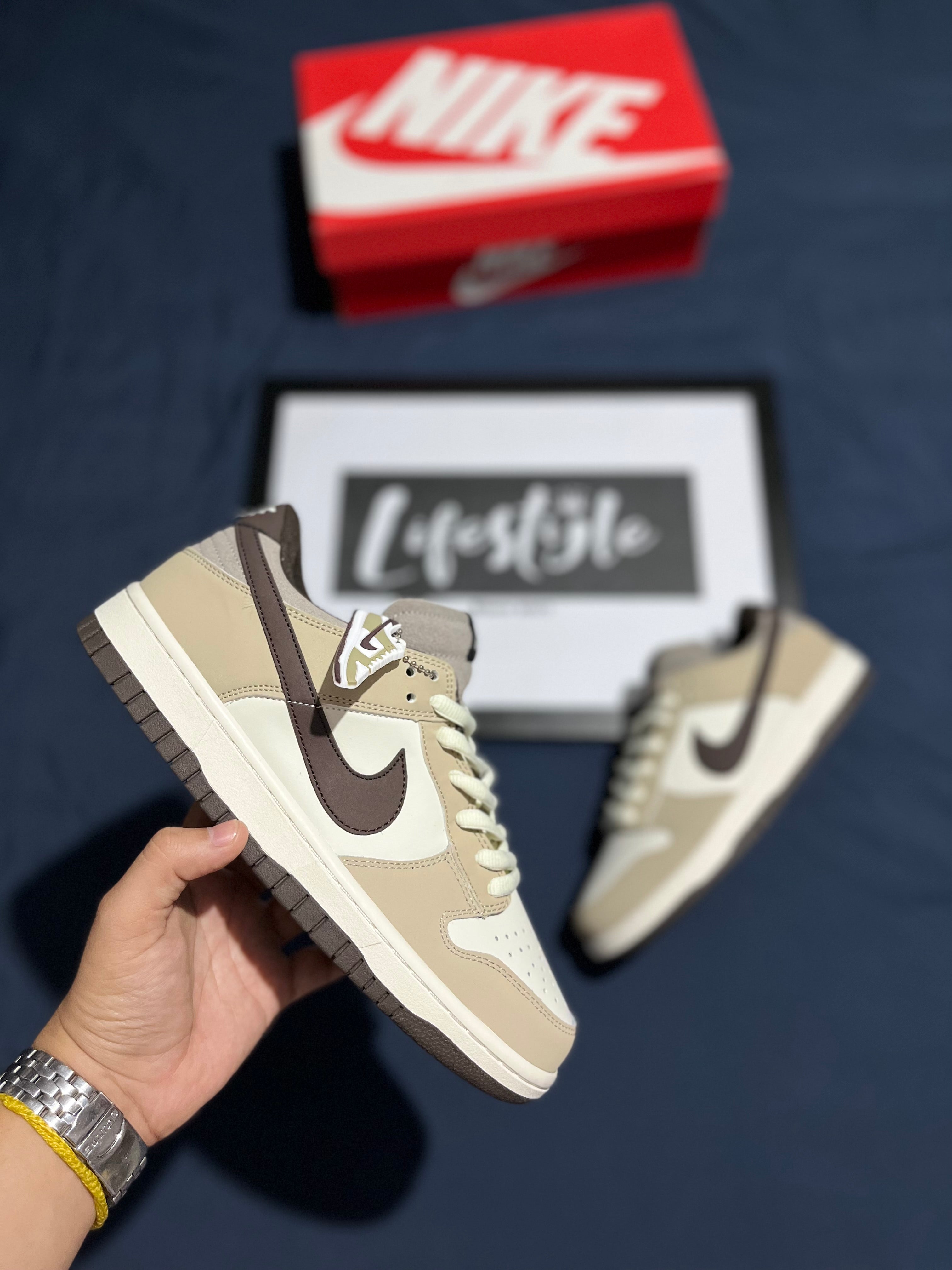 NIKE SB DUNK LOW
