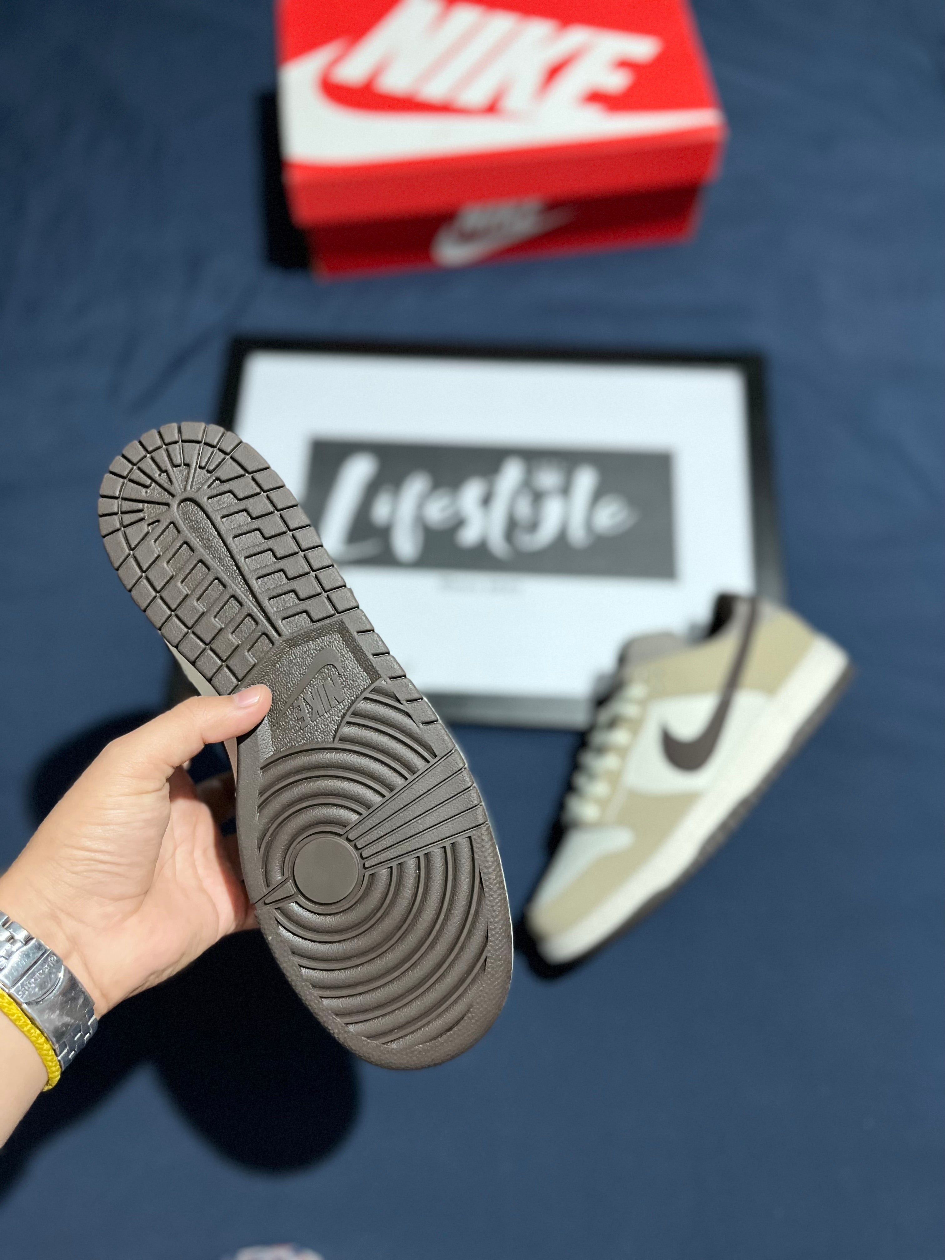 NIKE SB DUNK LOW