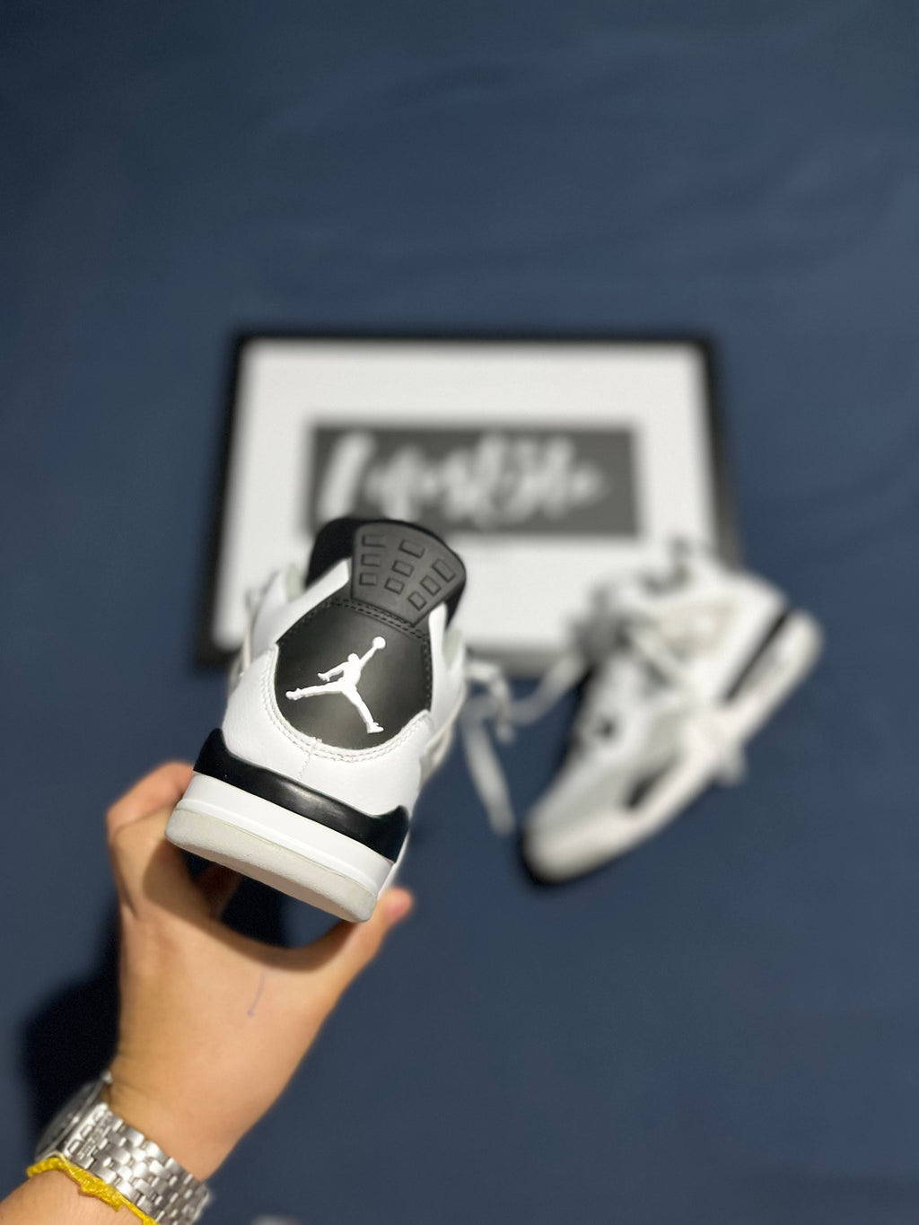 JORDAN RETRO 4 | MILITARY BLACK