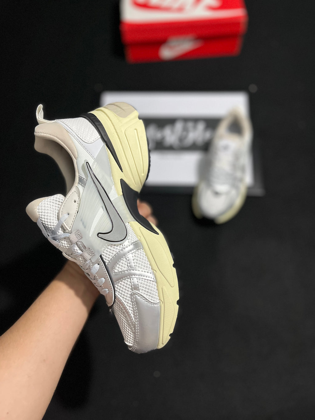 NIKE V2K | DAMA