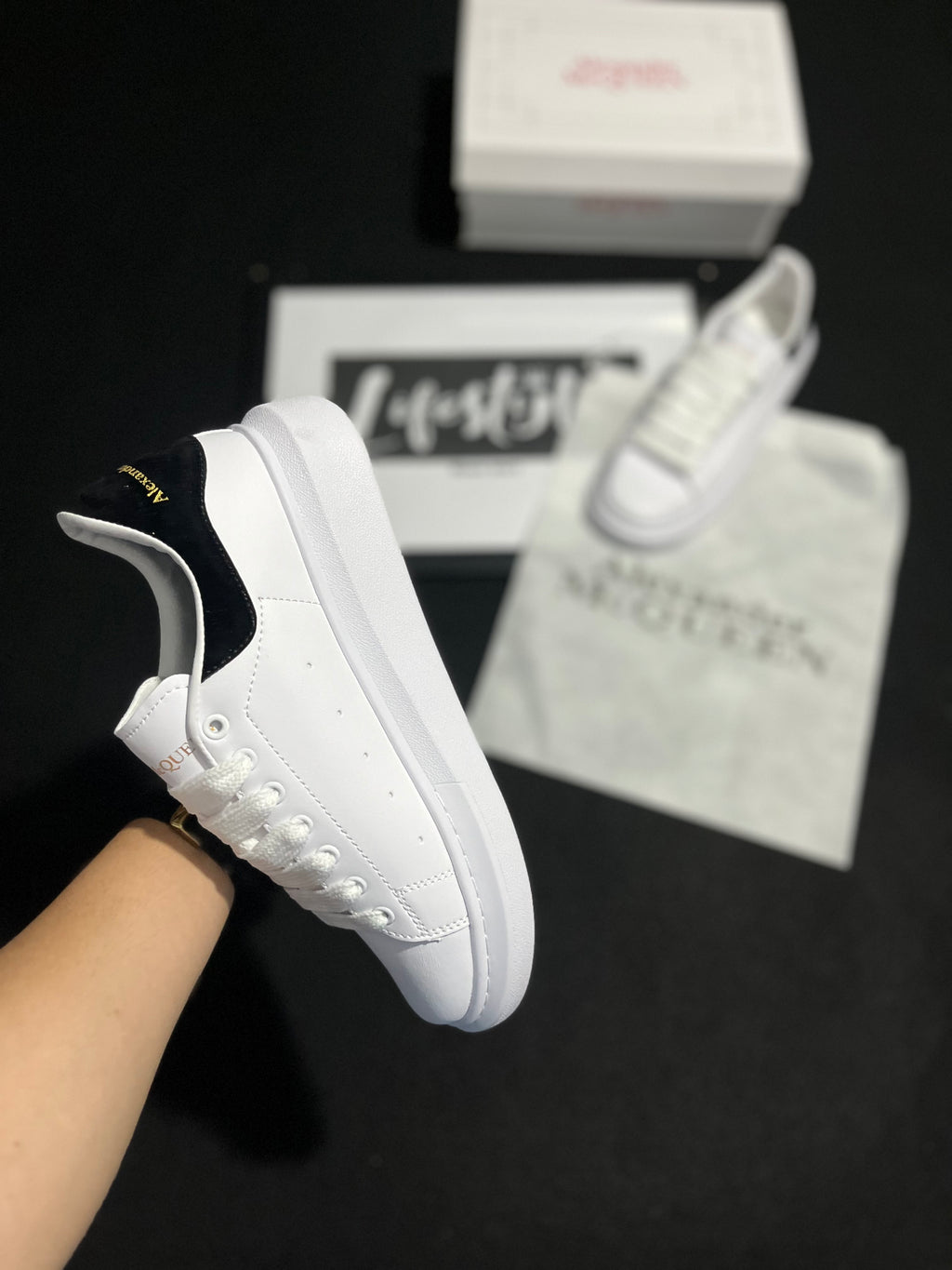ALEXANDER MCQUEEN