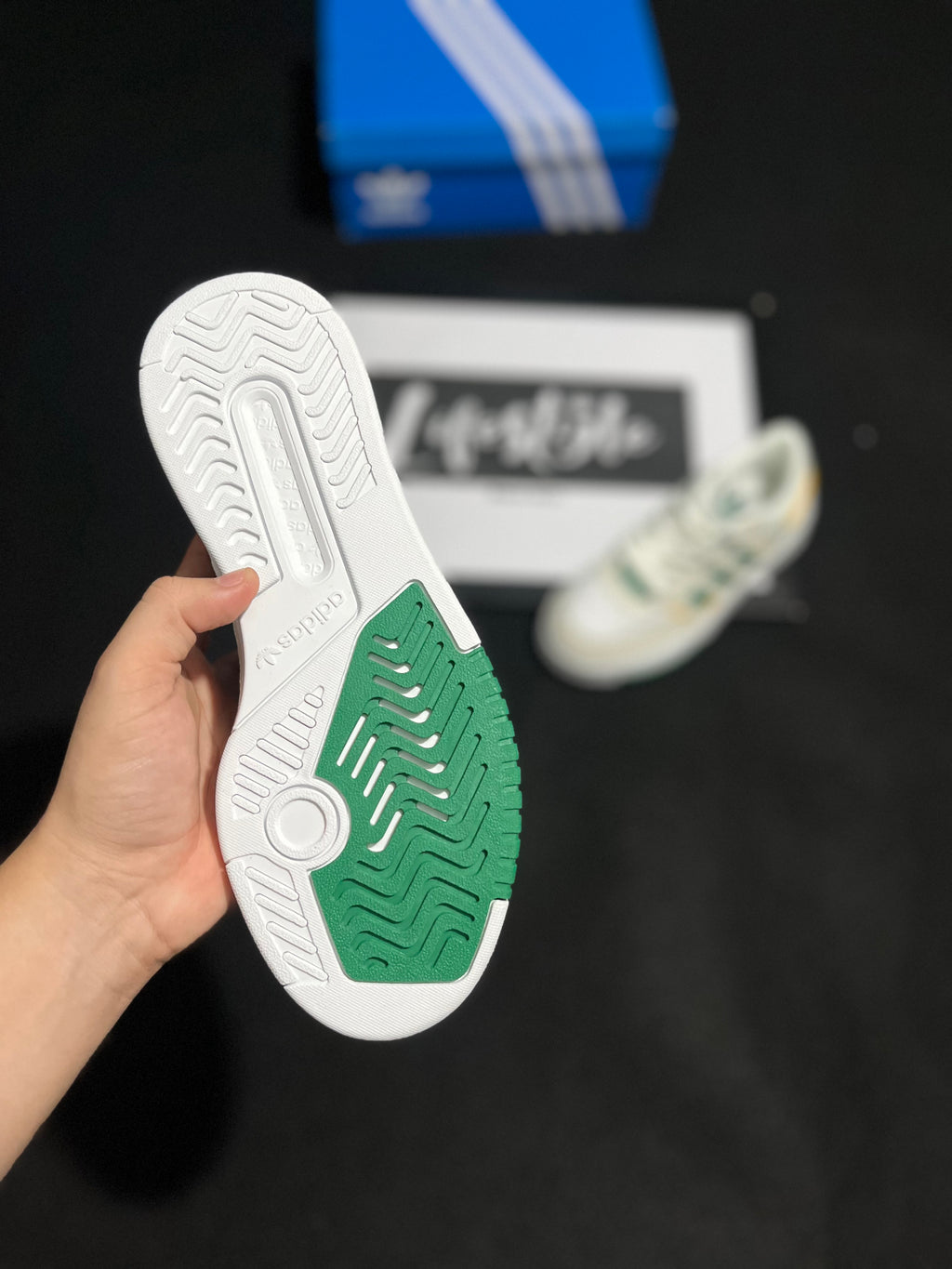 ADIDAS DROP STEP
