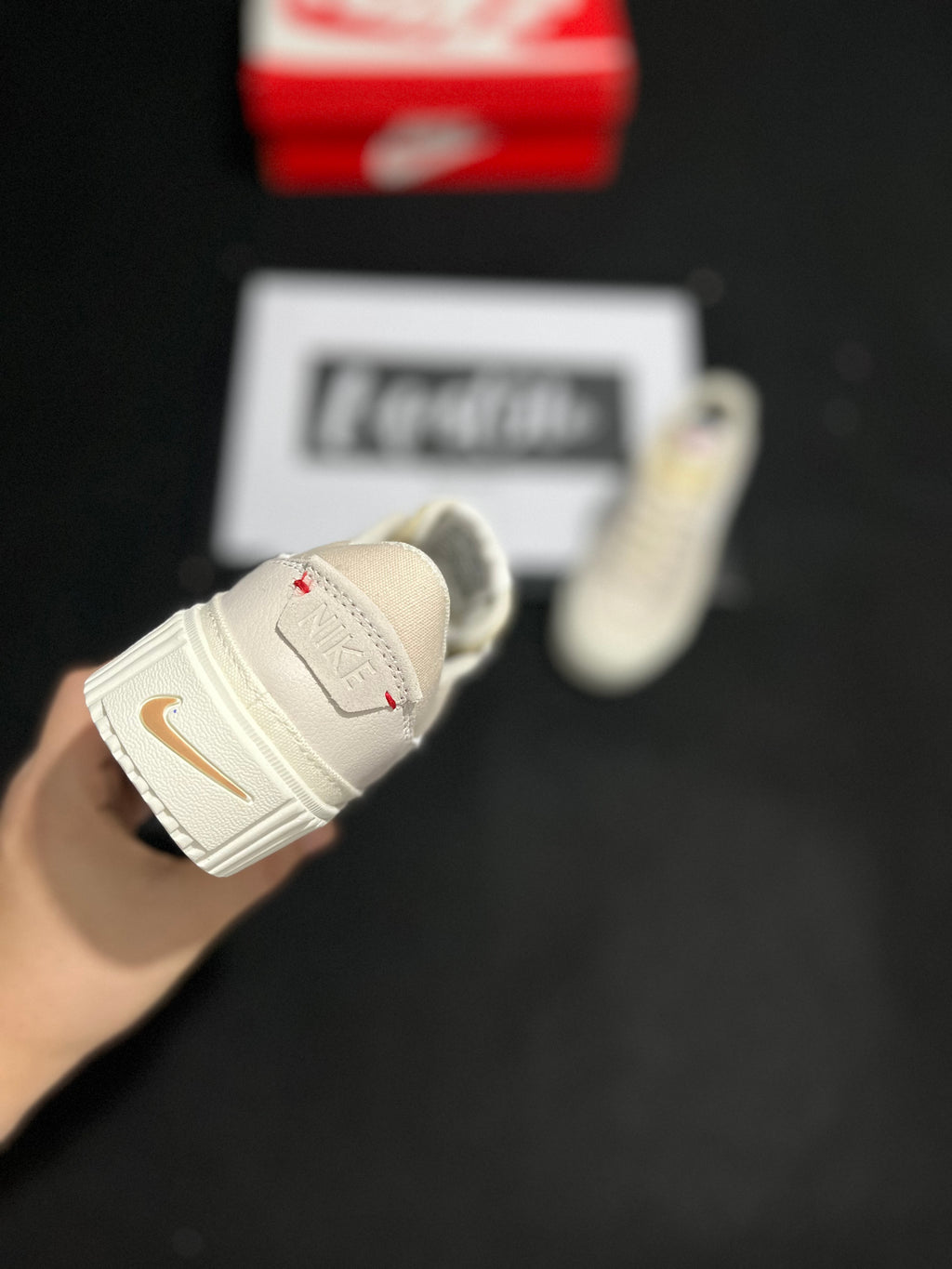 NIKE COURT | DAMA