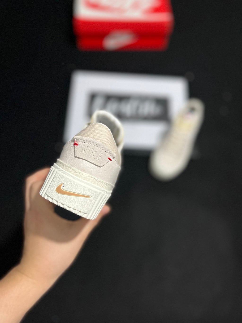 NIKE COURT | DAMA