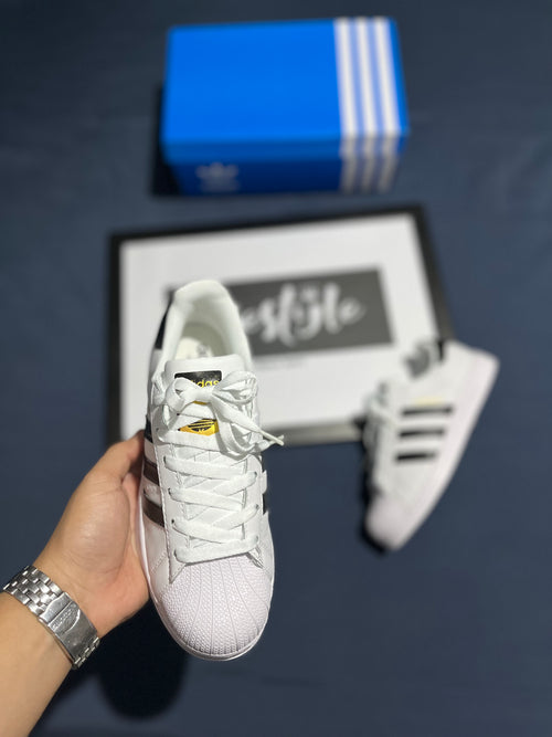 ADIDAS SUPERSTAR