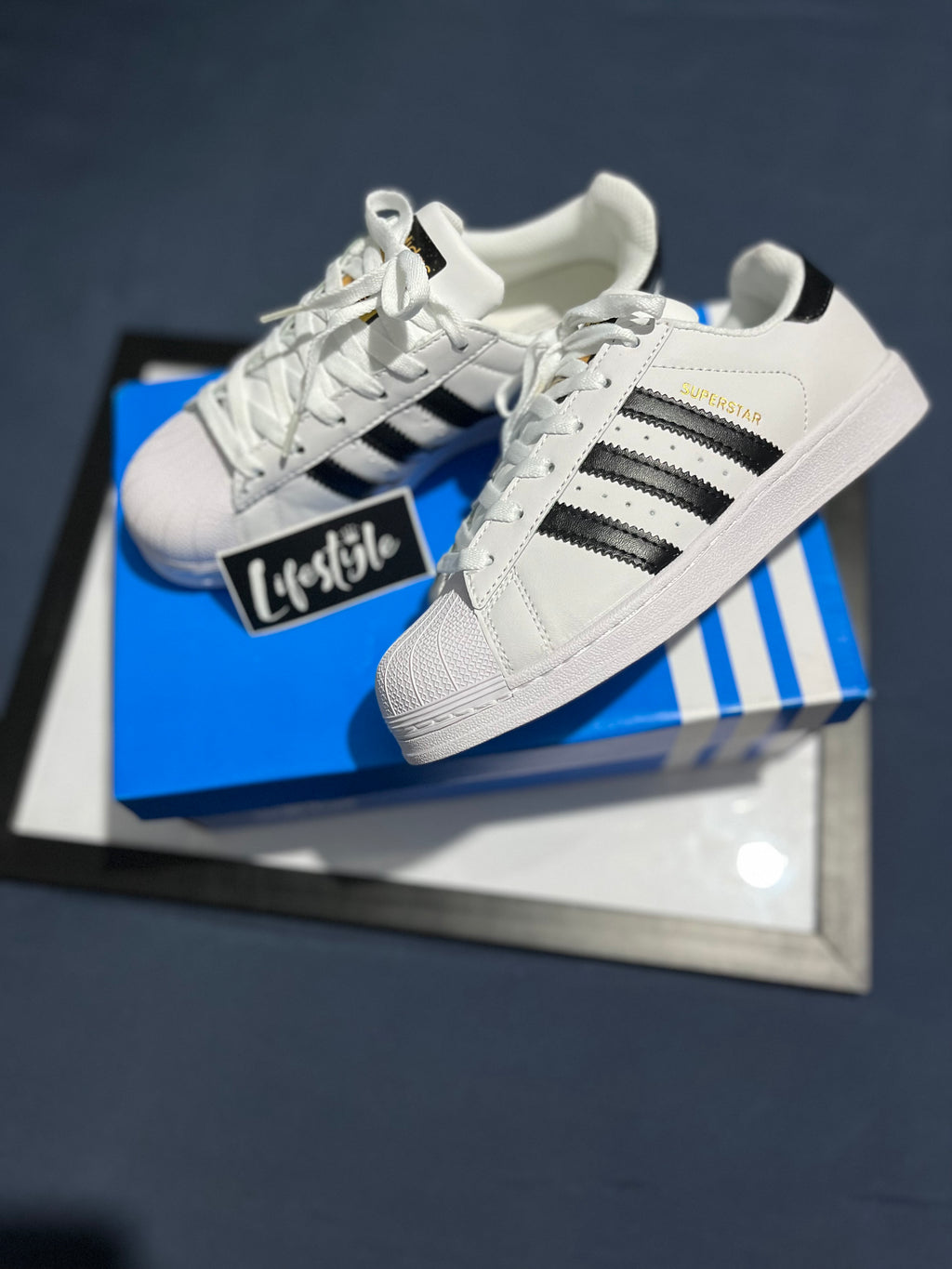 ADIDAS SUPERSTAR