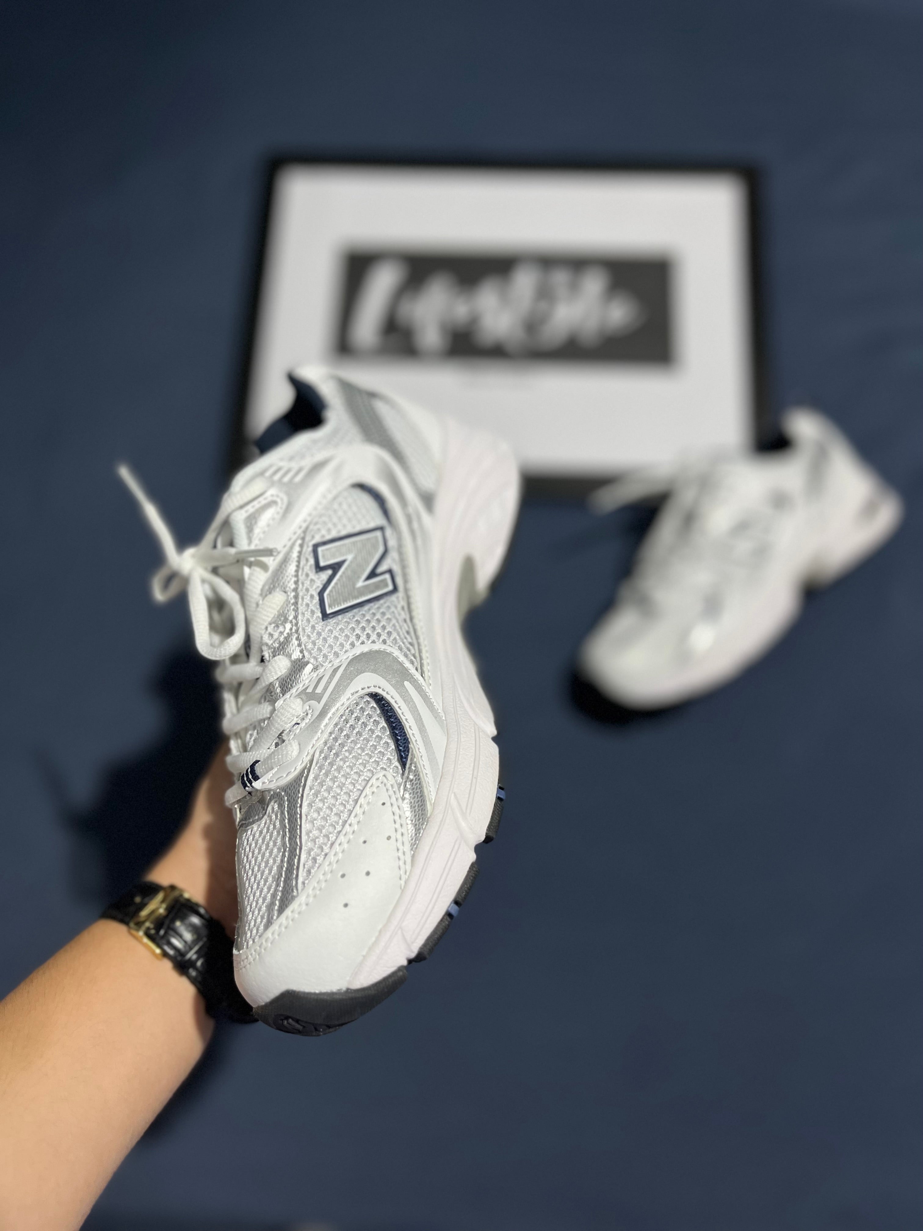 NEW BALANCE 530 | CLÁSICO DAMA Y CABALLERO
