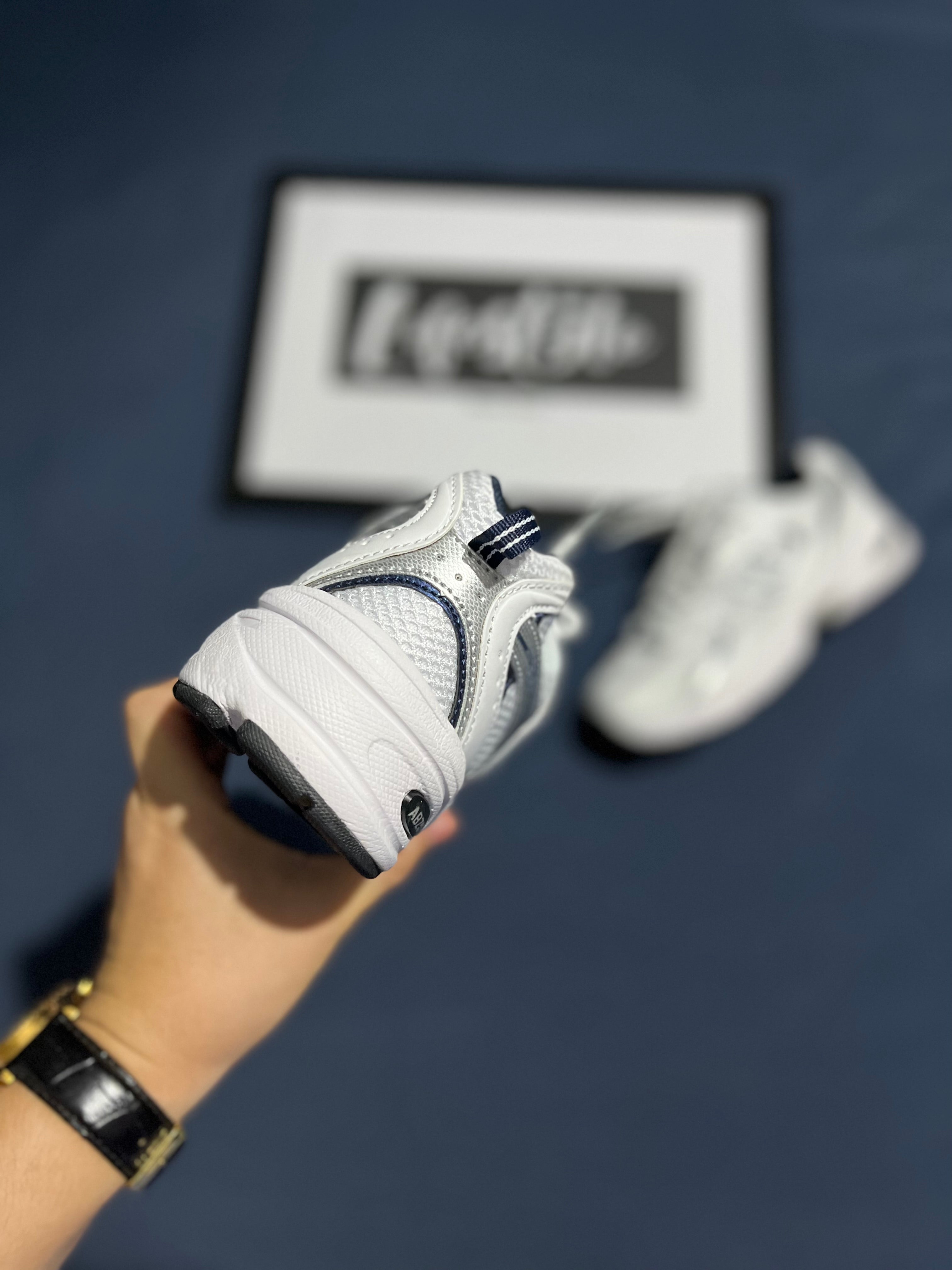 NEW BALANCE 530 | CLÁSICO DAMA Y CABALLERO