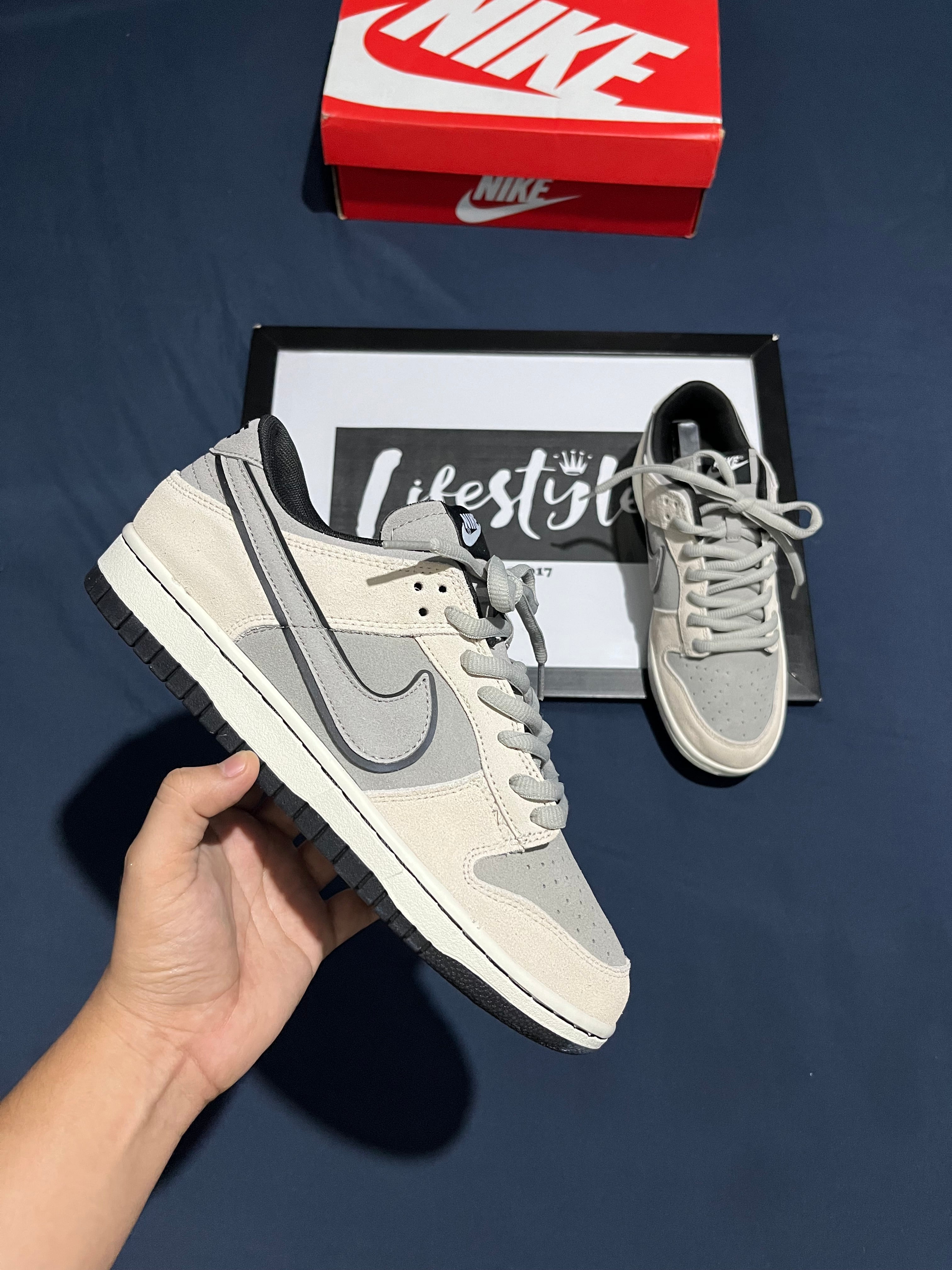 NIKE SB DUNK LOW
