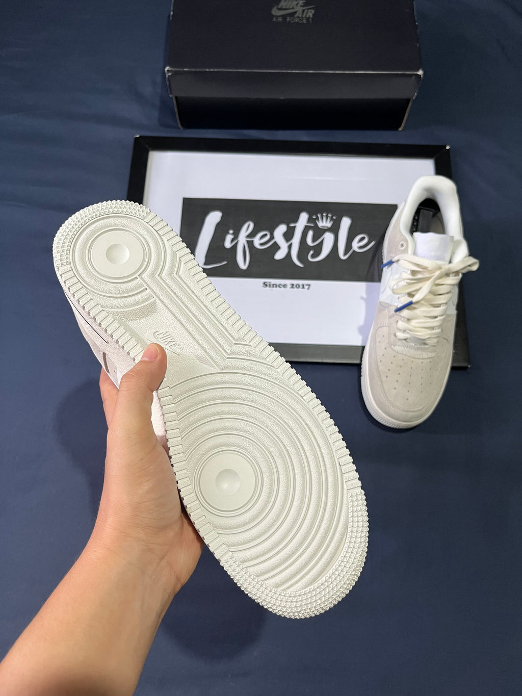 NIKE AIR FORCE ONE