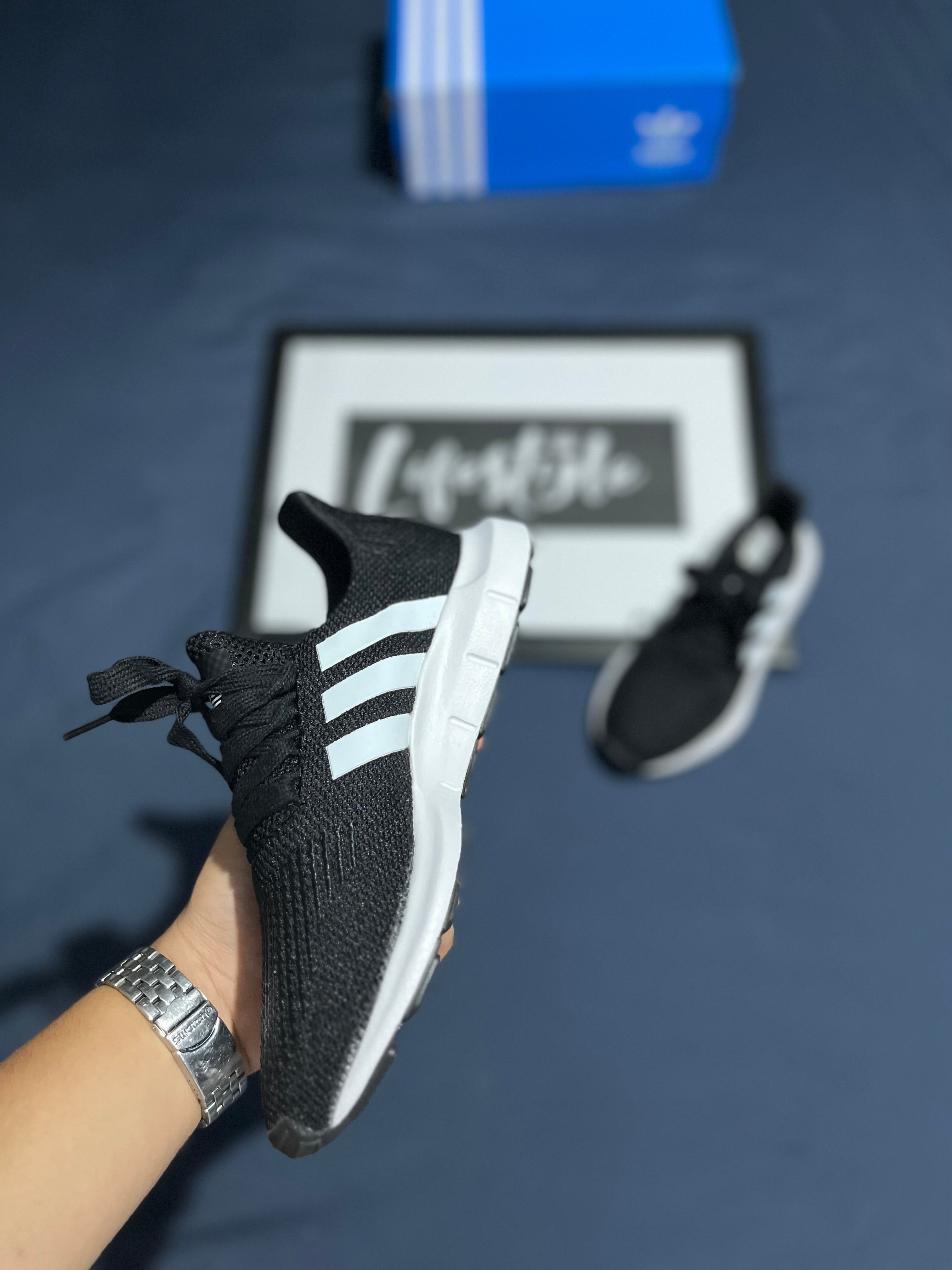 ADIDAS SWIFT RUN