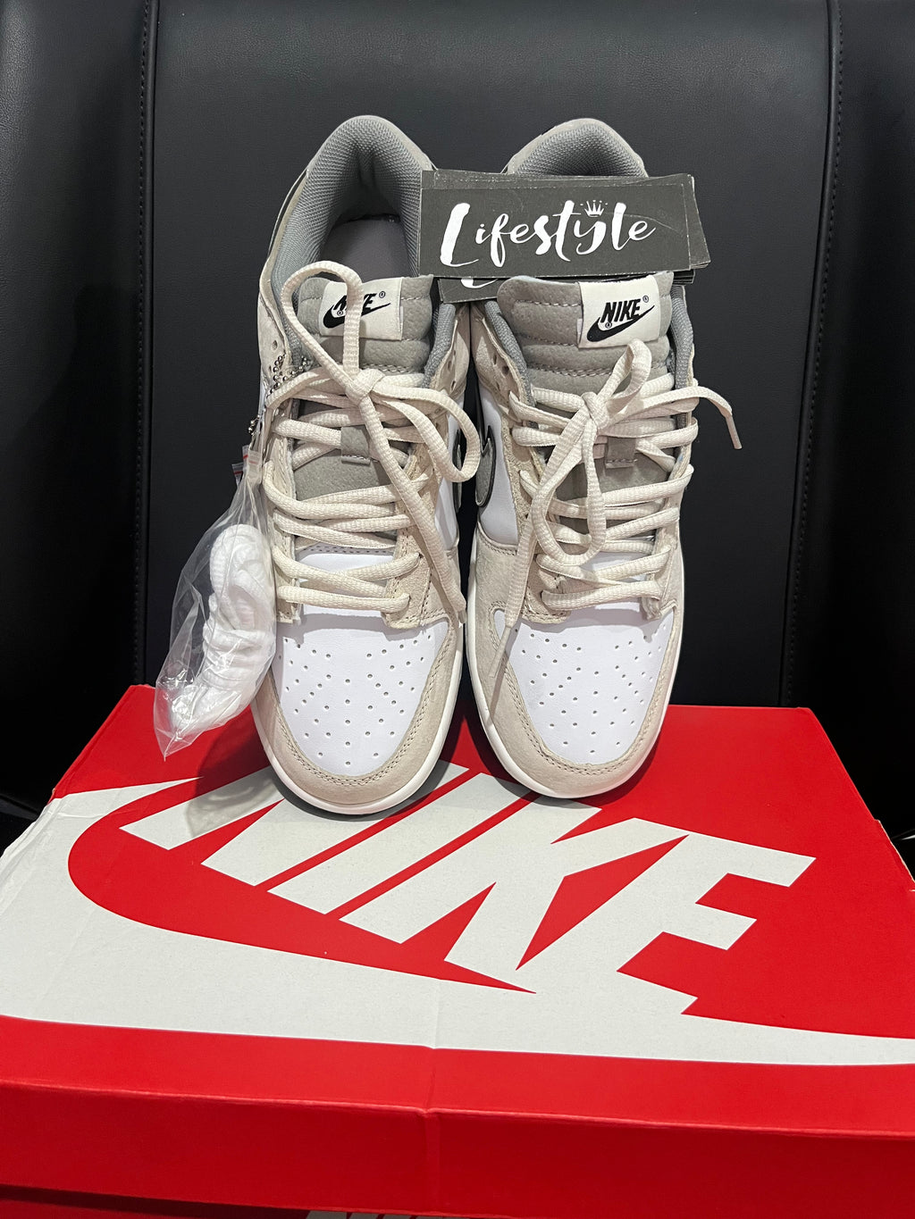 NIKE SB DUNK LOW