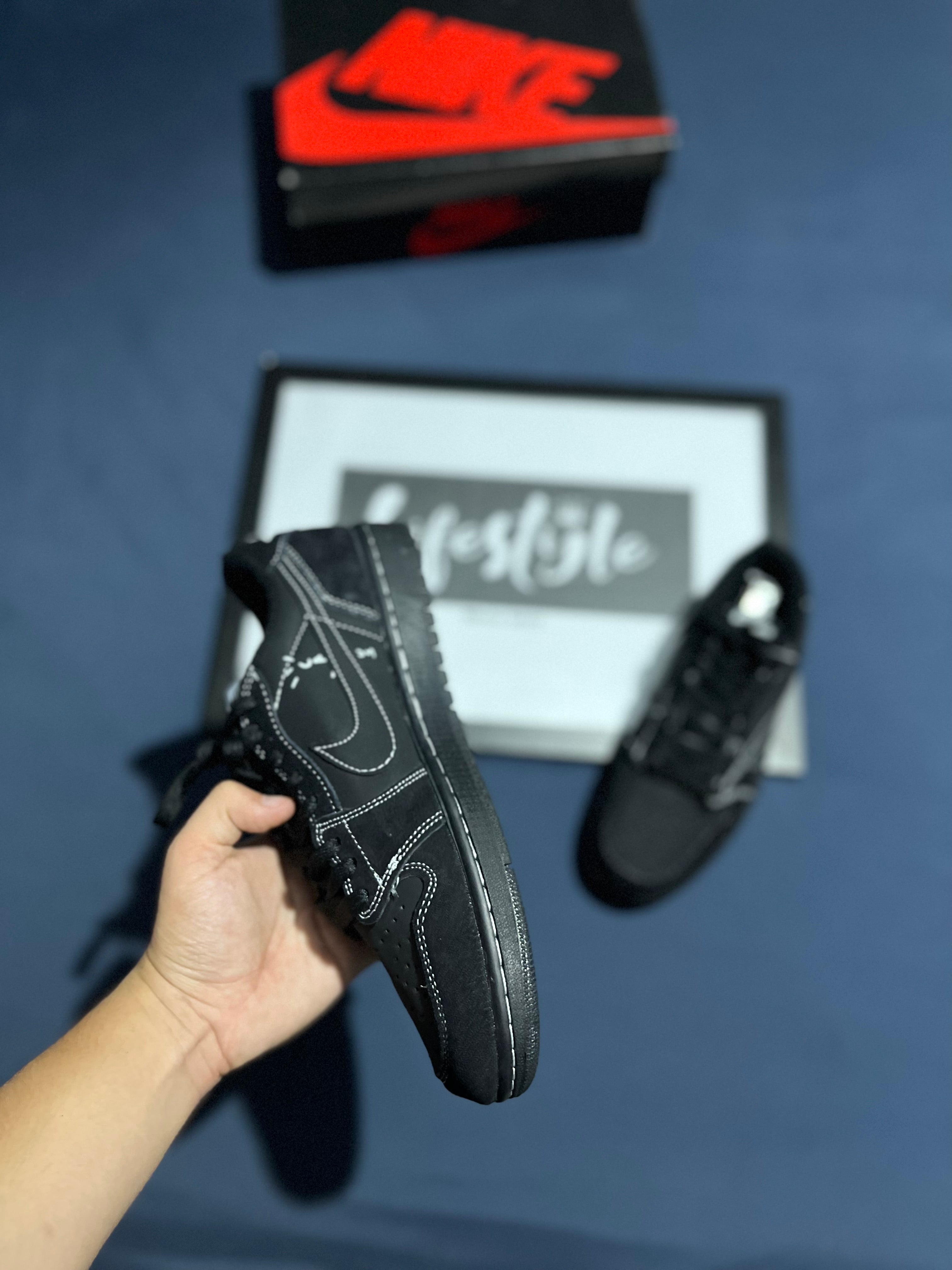 JORDAN RETRO 1 | TRAVIS SCOOT PHATOM