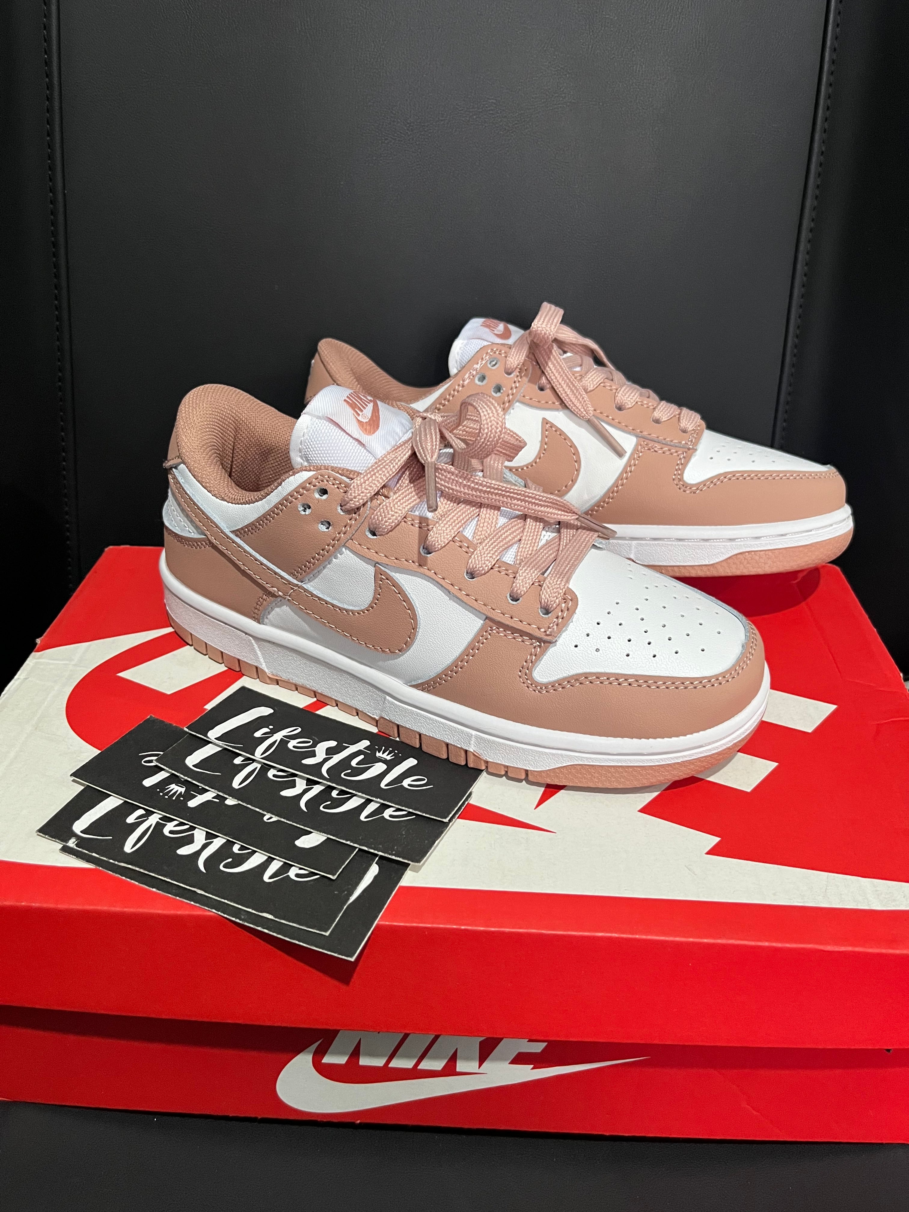 NIKE SB DUNK LOW | DAMA