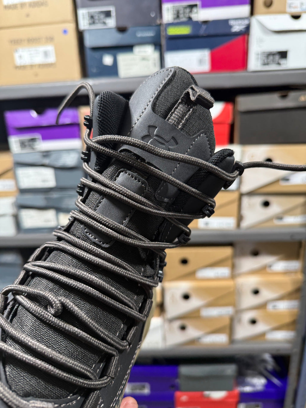 UNDER ARMOUR | TÁCTICA STORM PROOF