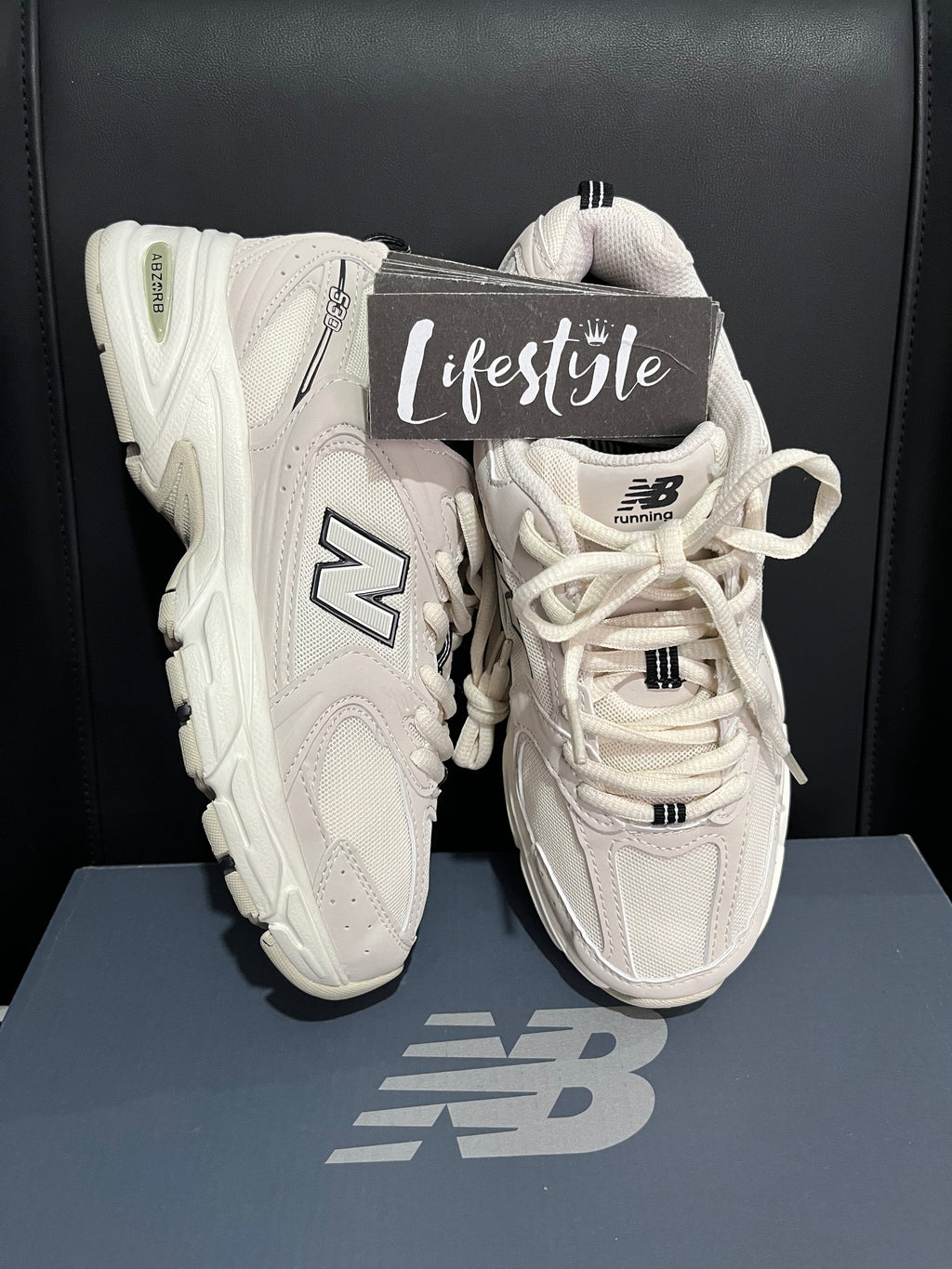 NEW BALANCE 530
