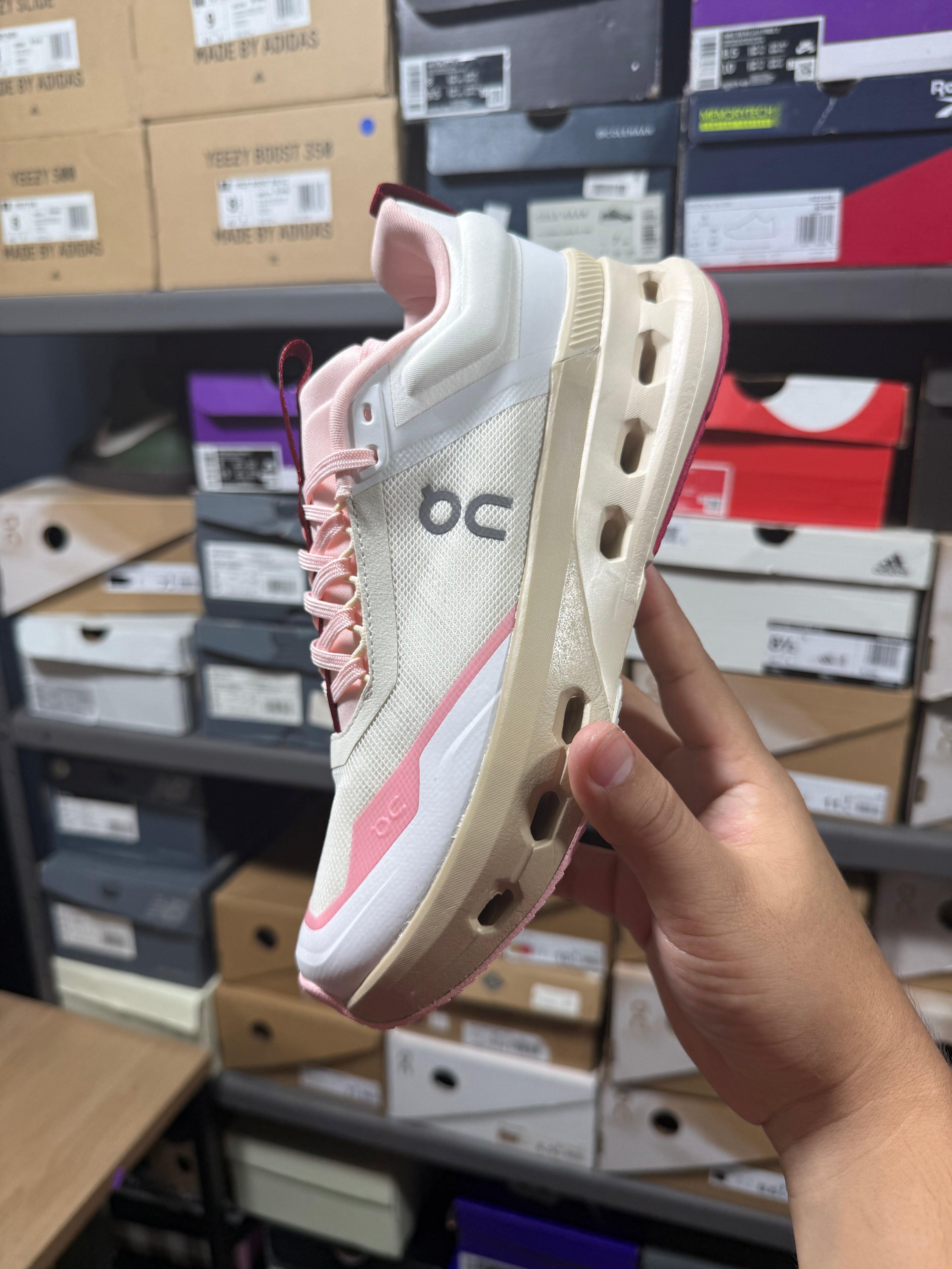 ONCLOUD | CLOUDNOVAX DAMA