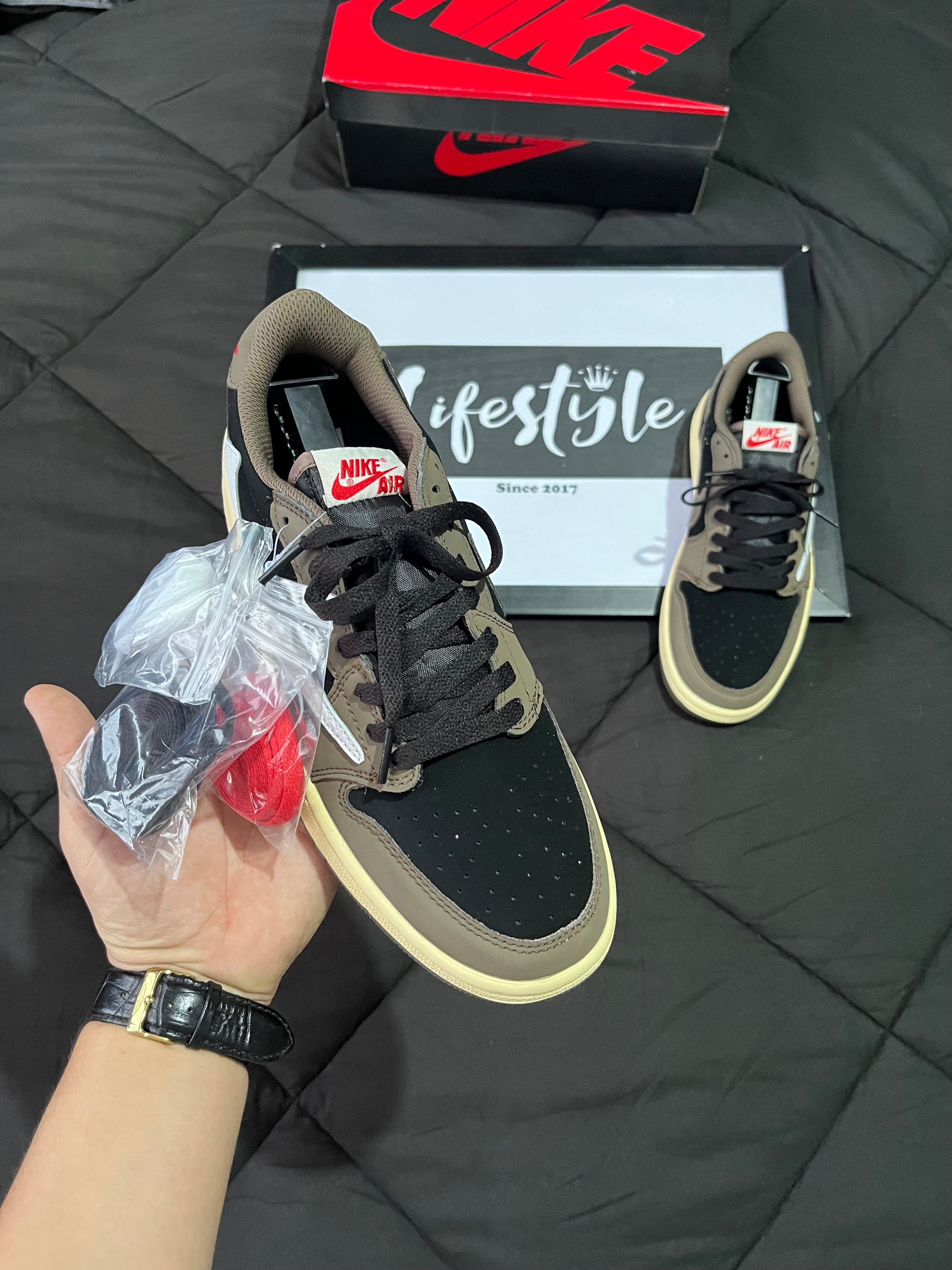 JORDAN RETRO 1 | TRAVIS SCOOT